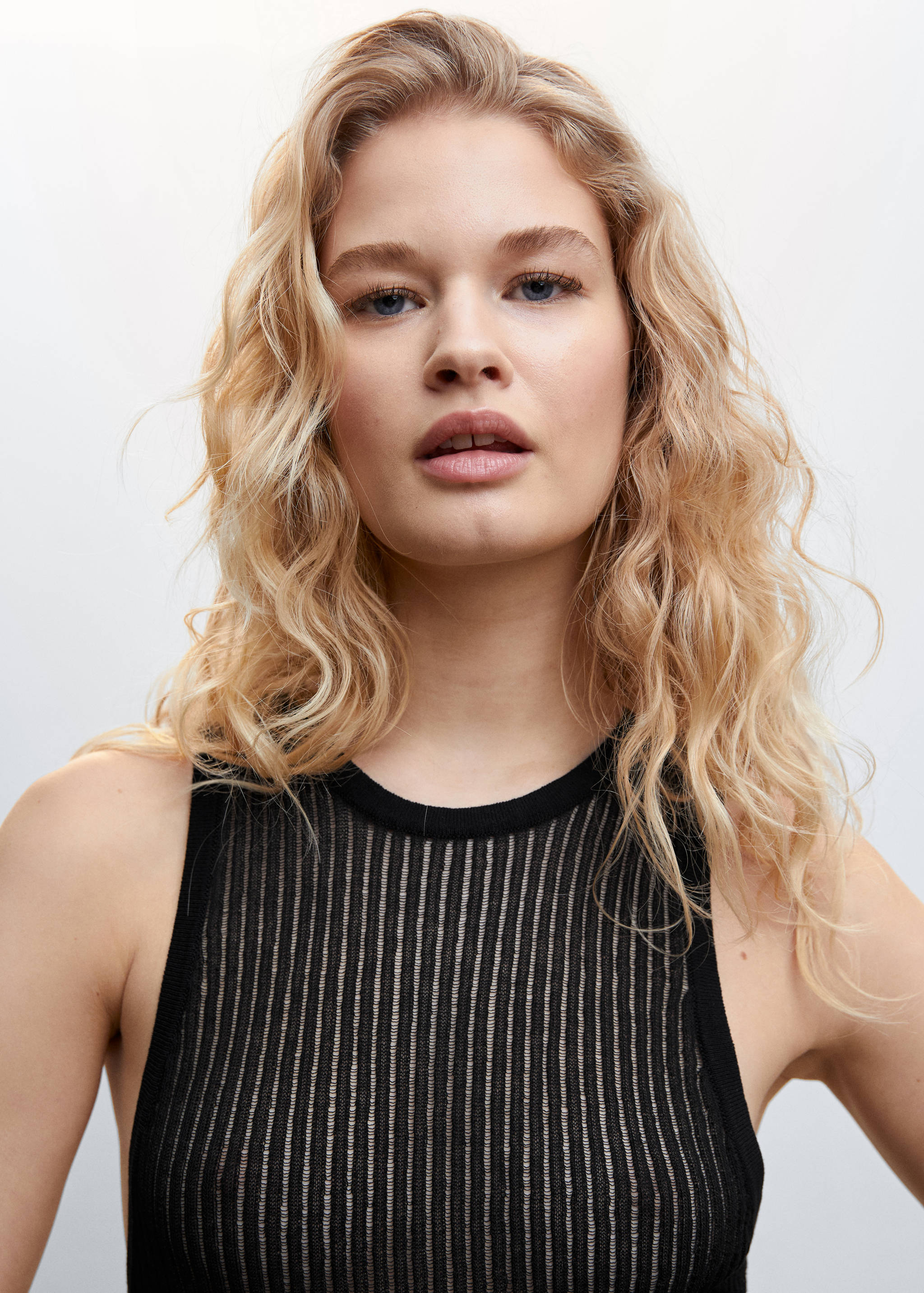 Top canalé punto desagujado - Detalle del artículo 1