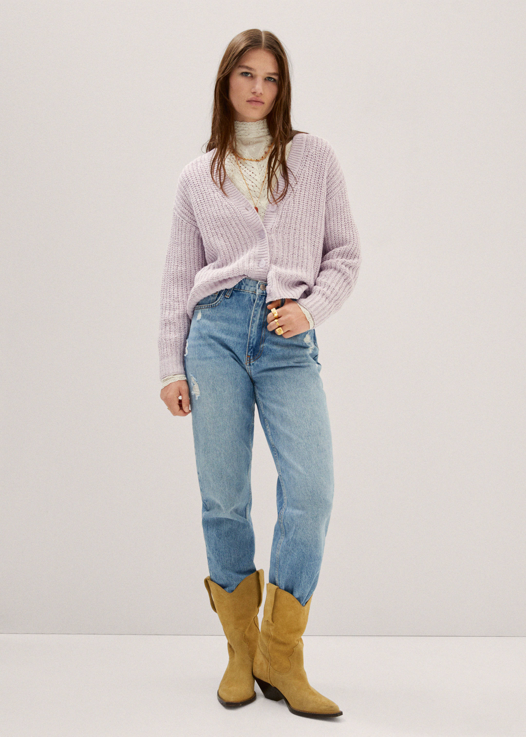 V-neck knitted cardigan - General plane