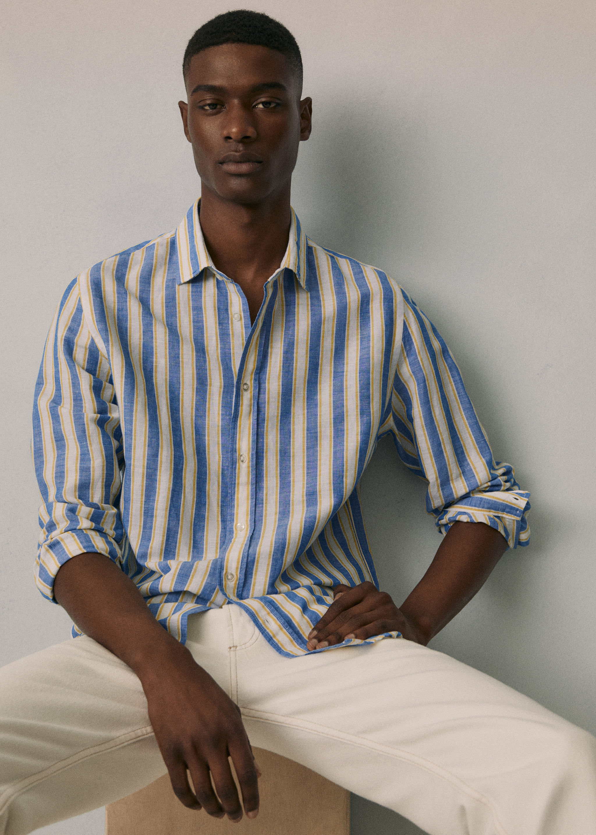 Regular-fit striped linen shirt - Details of the article 5