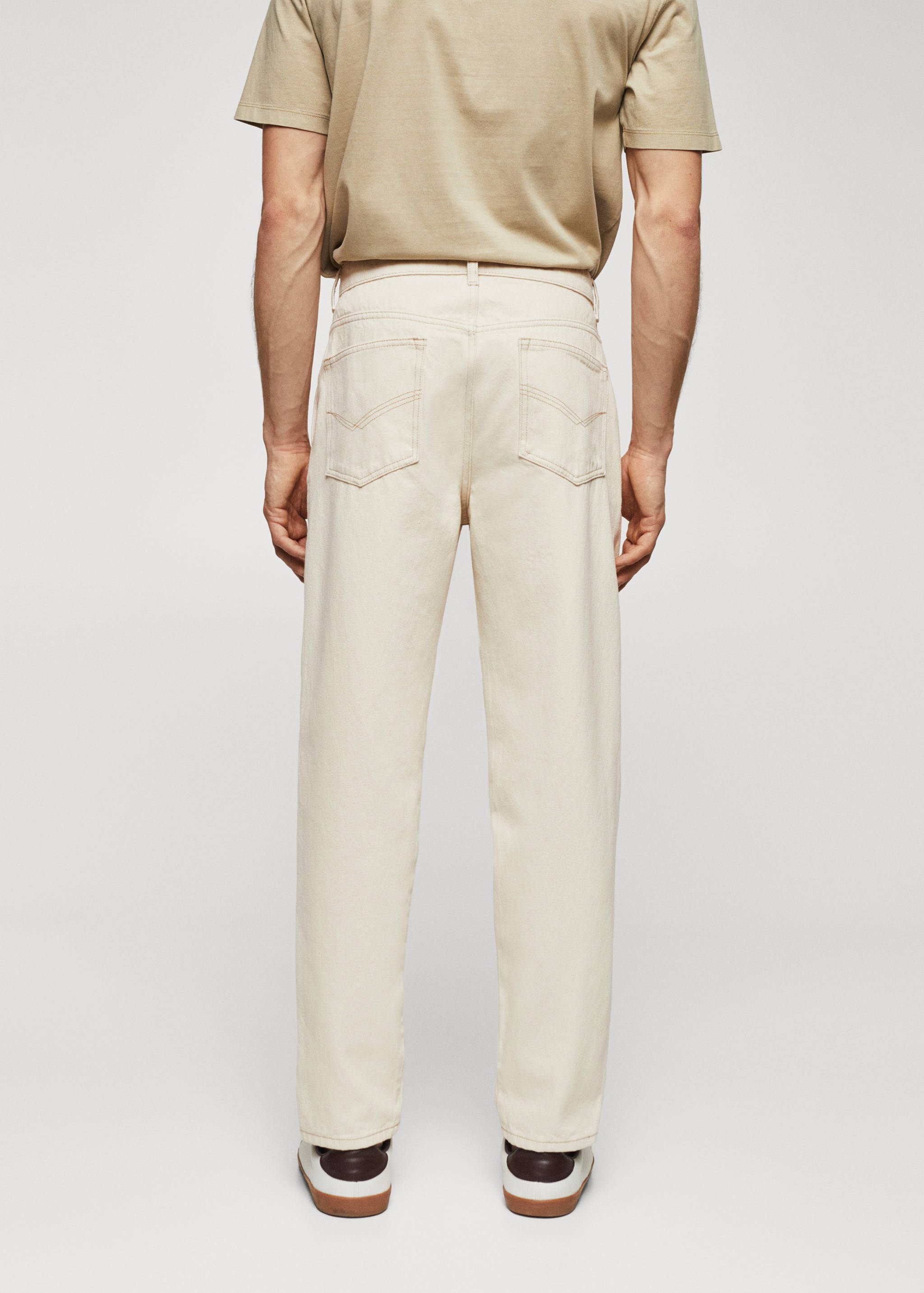 Dart slouchy jeans - Reverse of the article