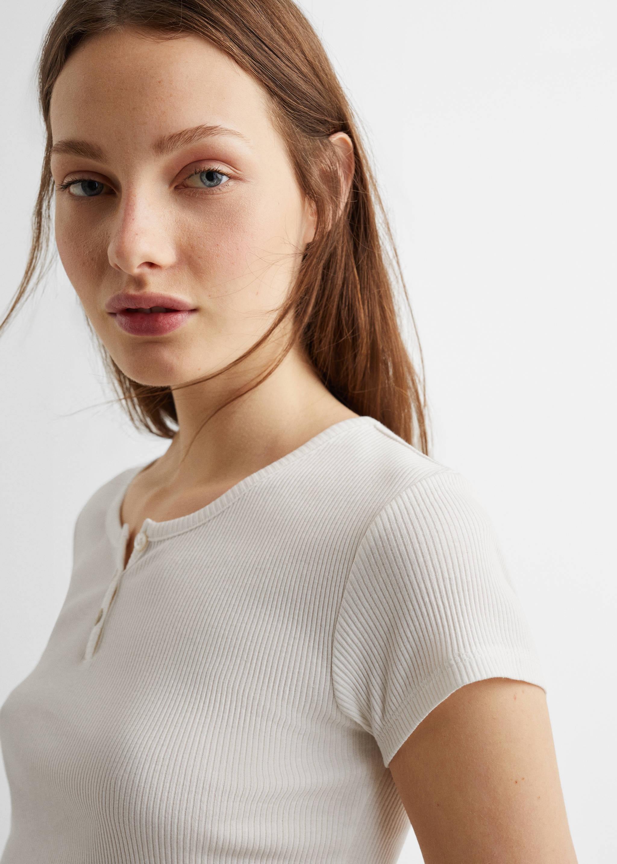 Knitted short-sleeve t-shirt - Details of the article 1