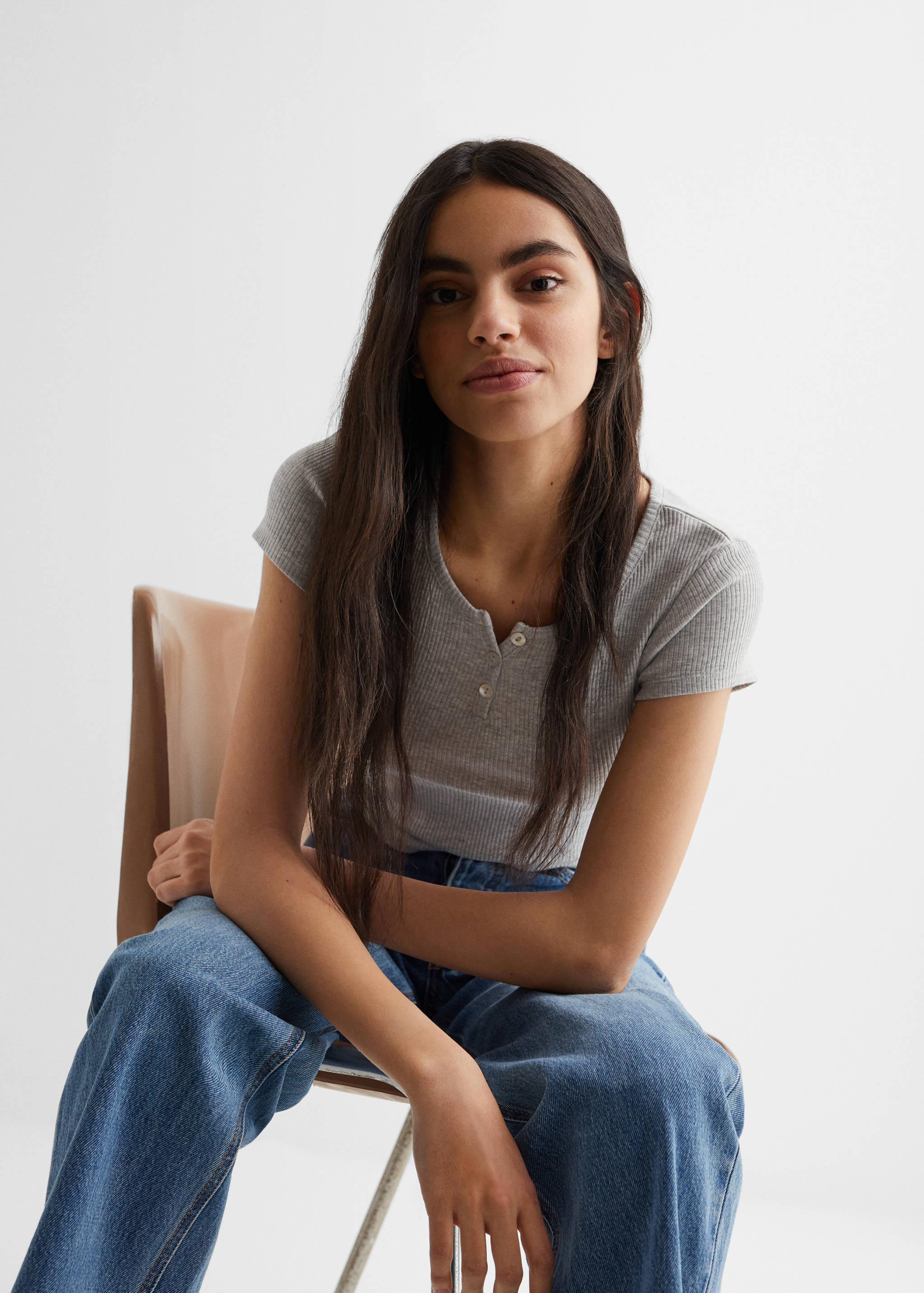 Knitted short-sleeve t-shirt - Details of the article 2