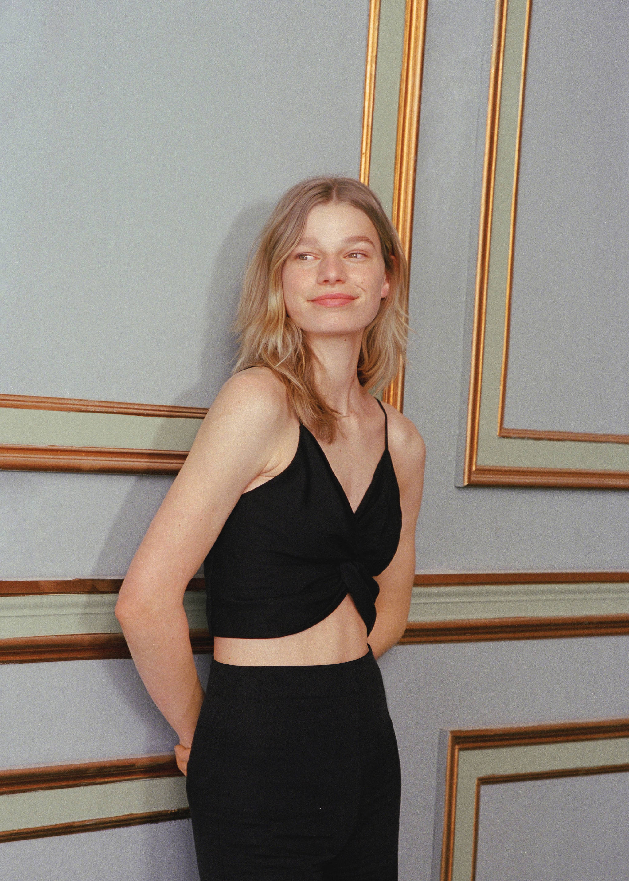 Kurzes Top in Wickel-Optik - Detail des Artikels 5