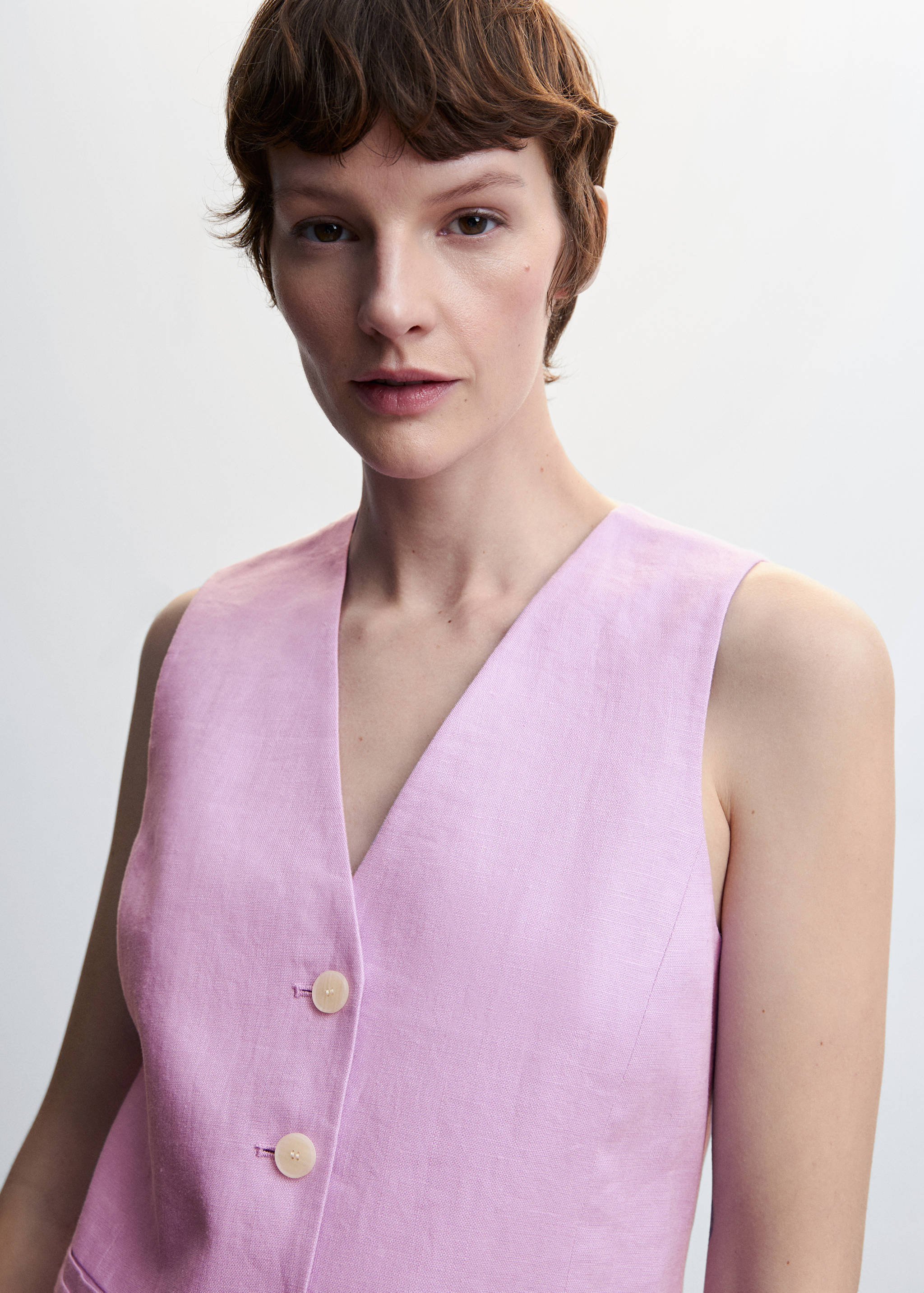 100% linen vest - Details of the article 1