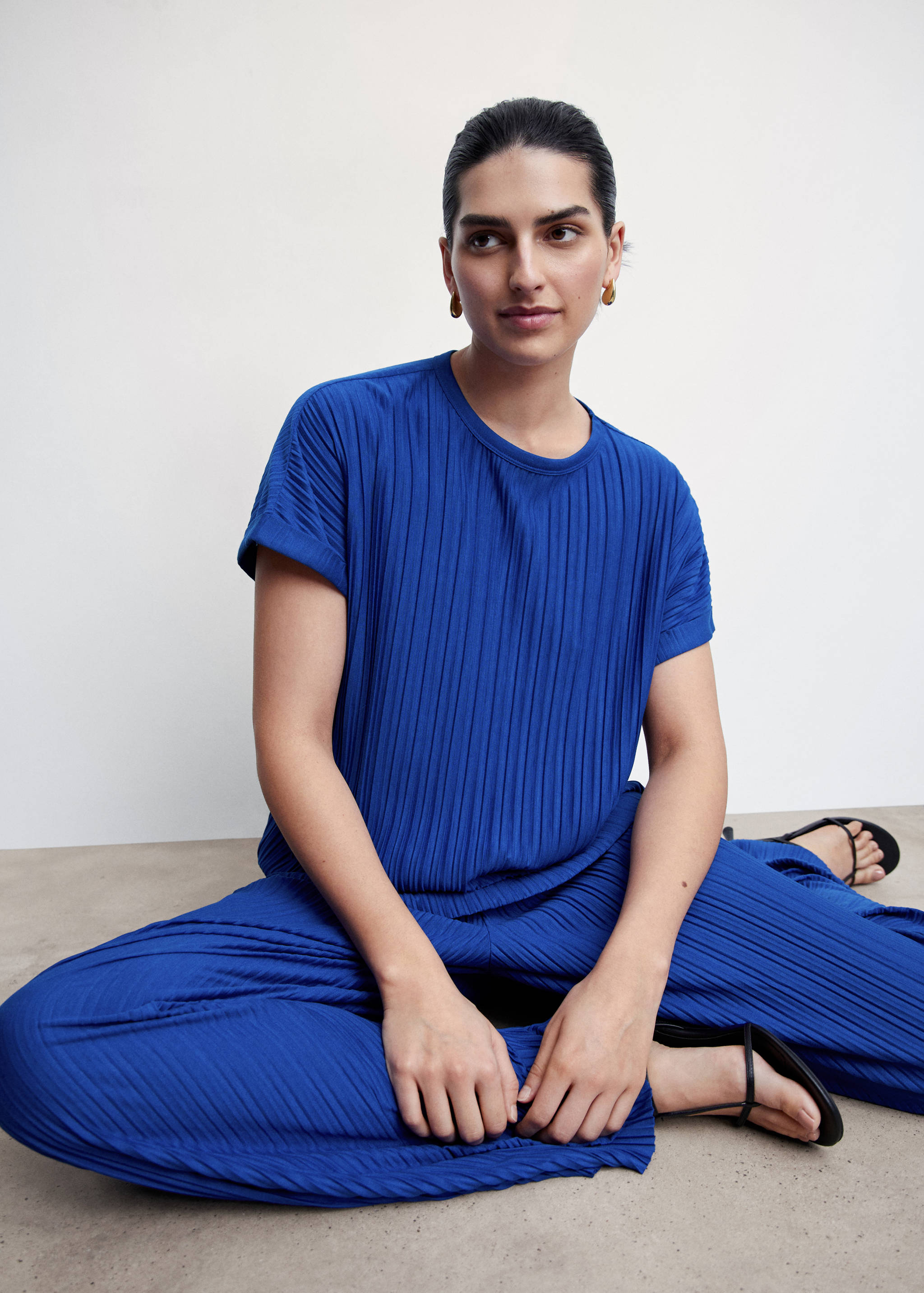 Pleated wideleg trousers - Details of the article 2