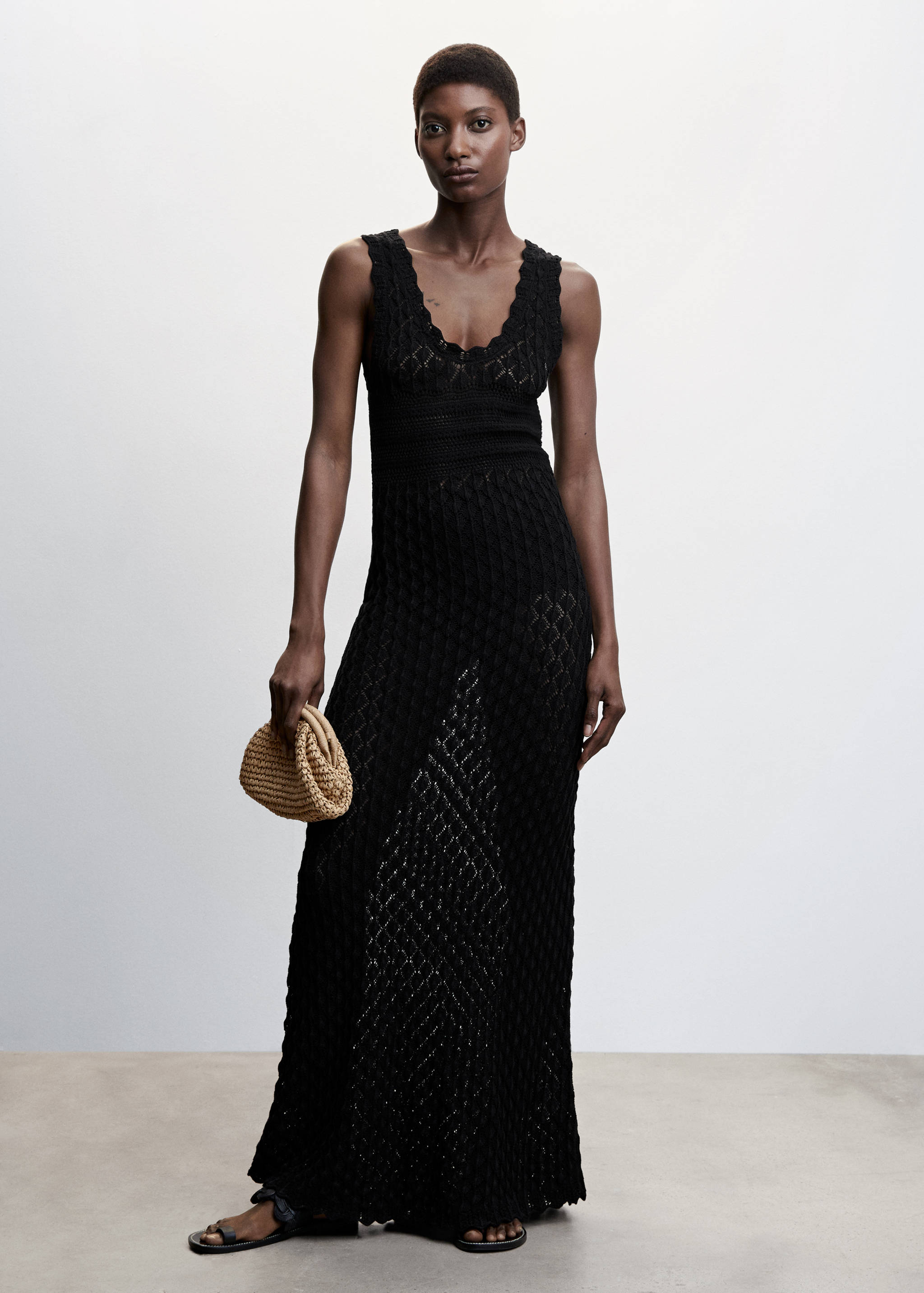 Langes Kleid mit Lochmuster - Allgemeine Ansicht