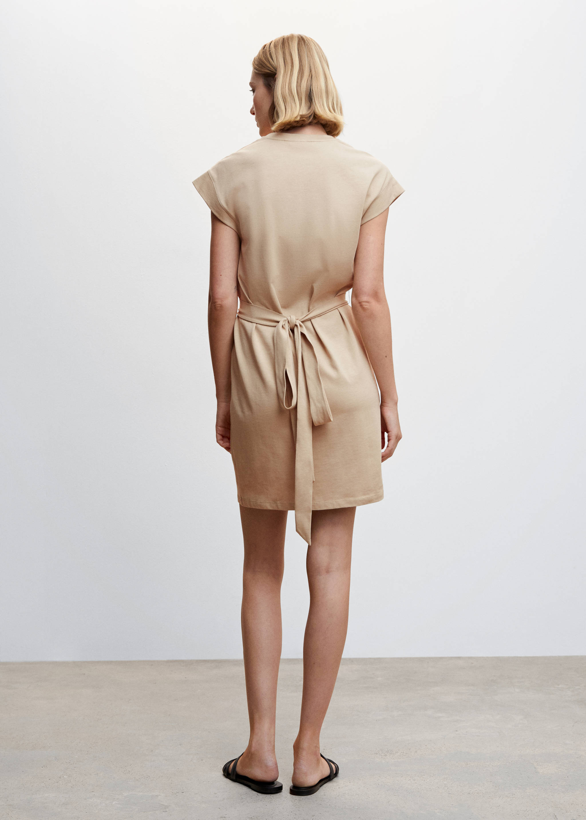 Robe courte nœud - Verso de l’article