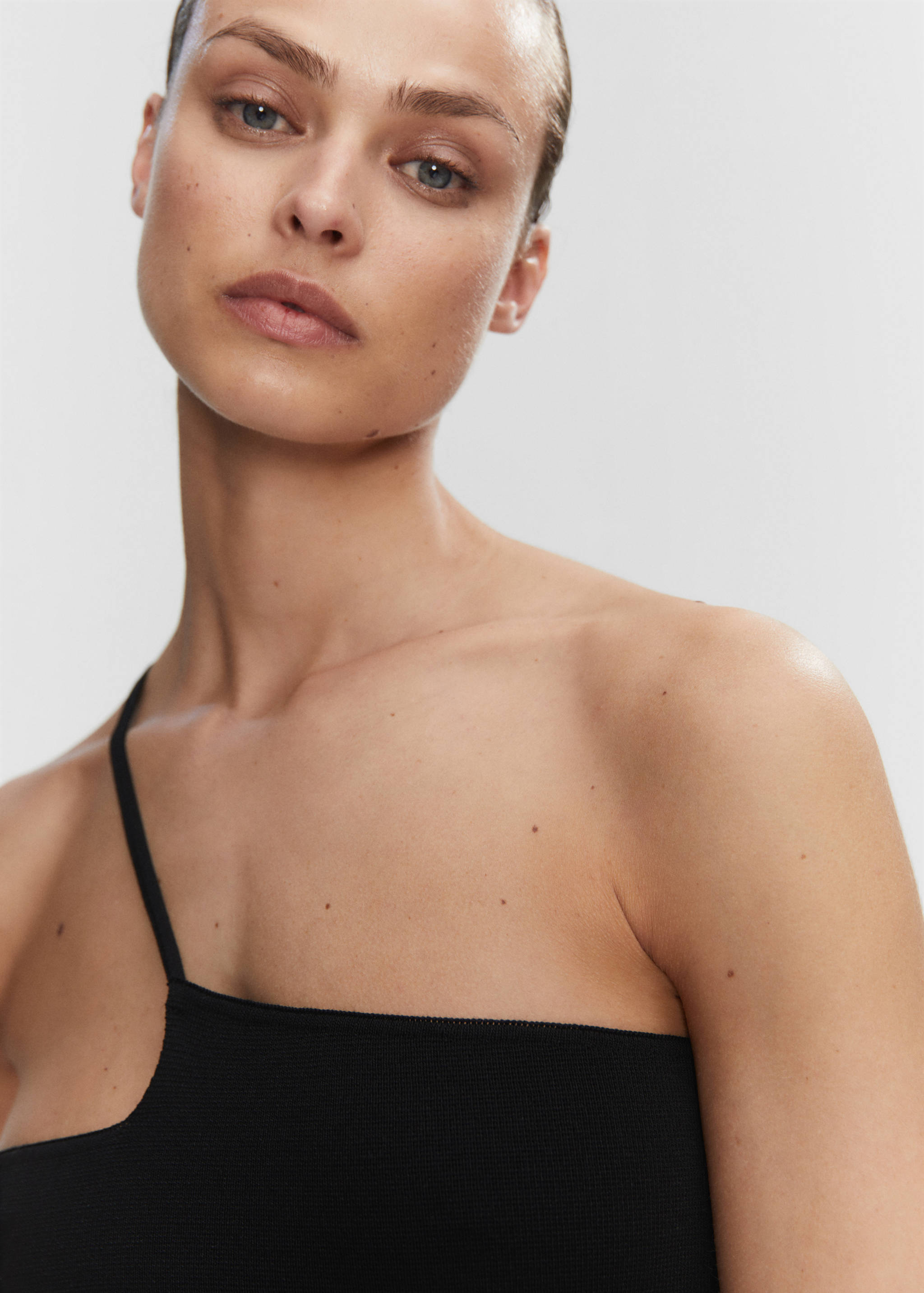 Asymmetric neckline dress - Details of the article 1