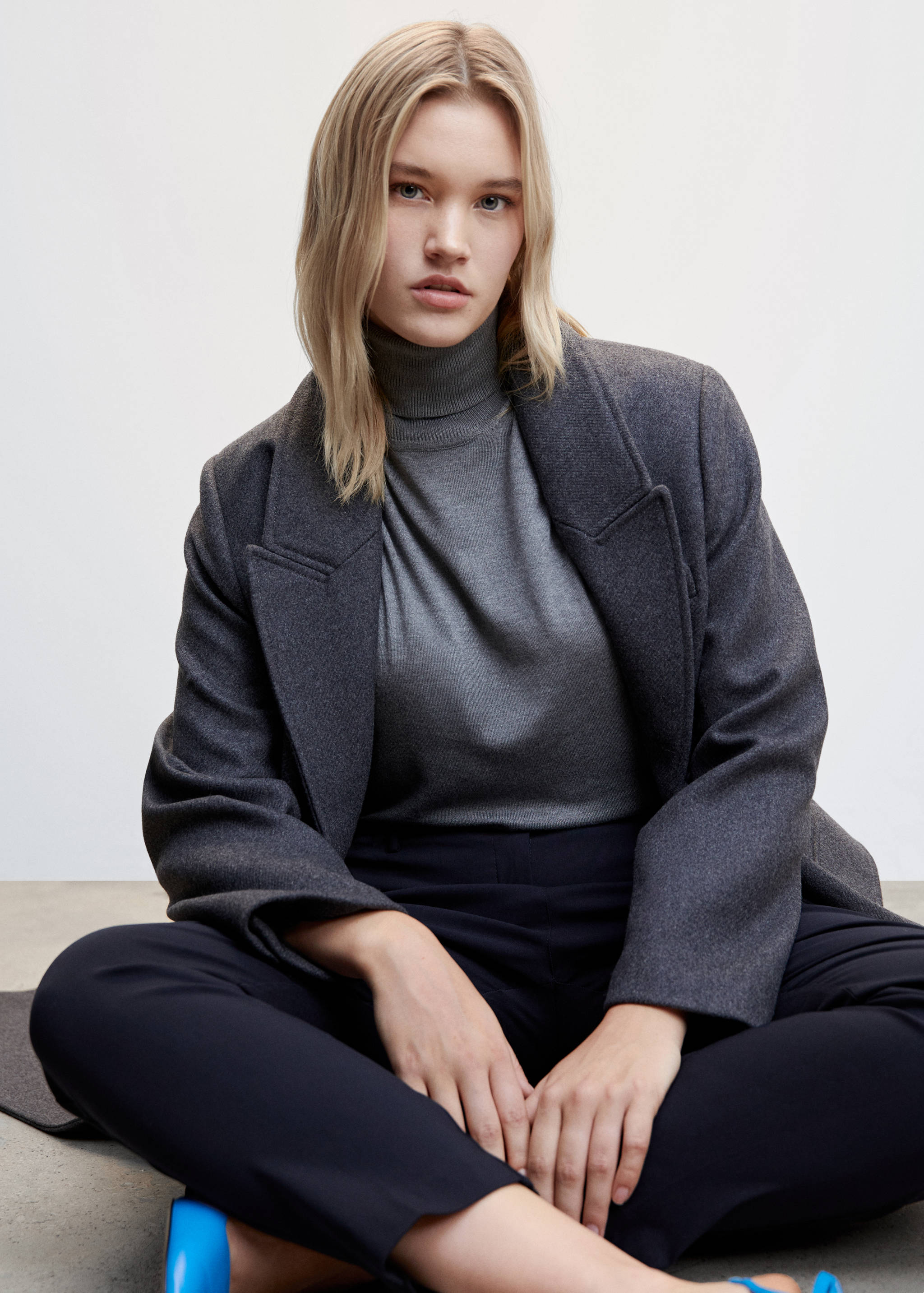 Crop skinny trousers - Details of the article 4