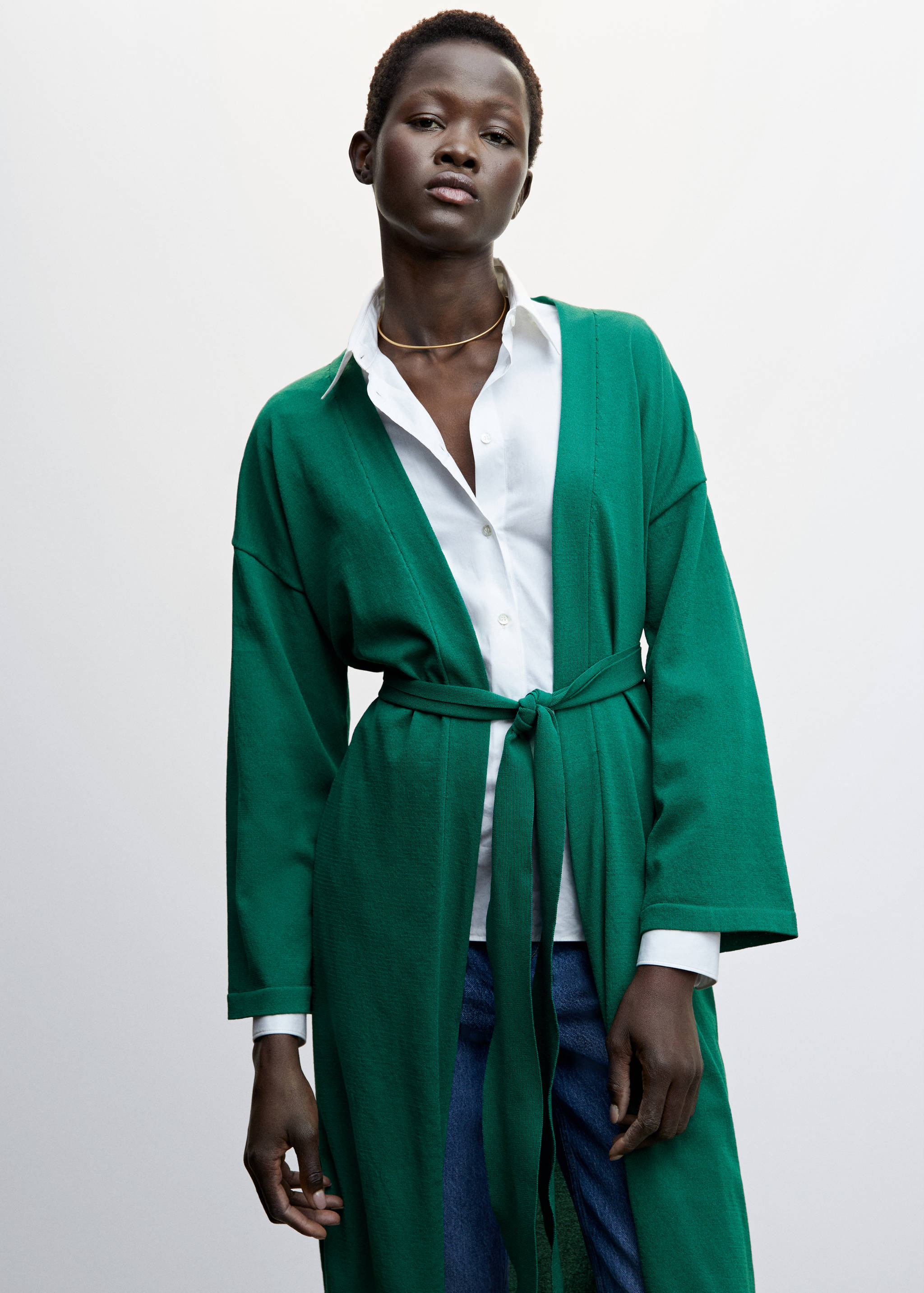 Cardigan long ceinture - Plan moyen