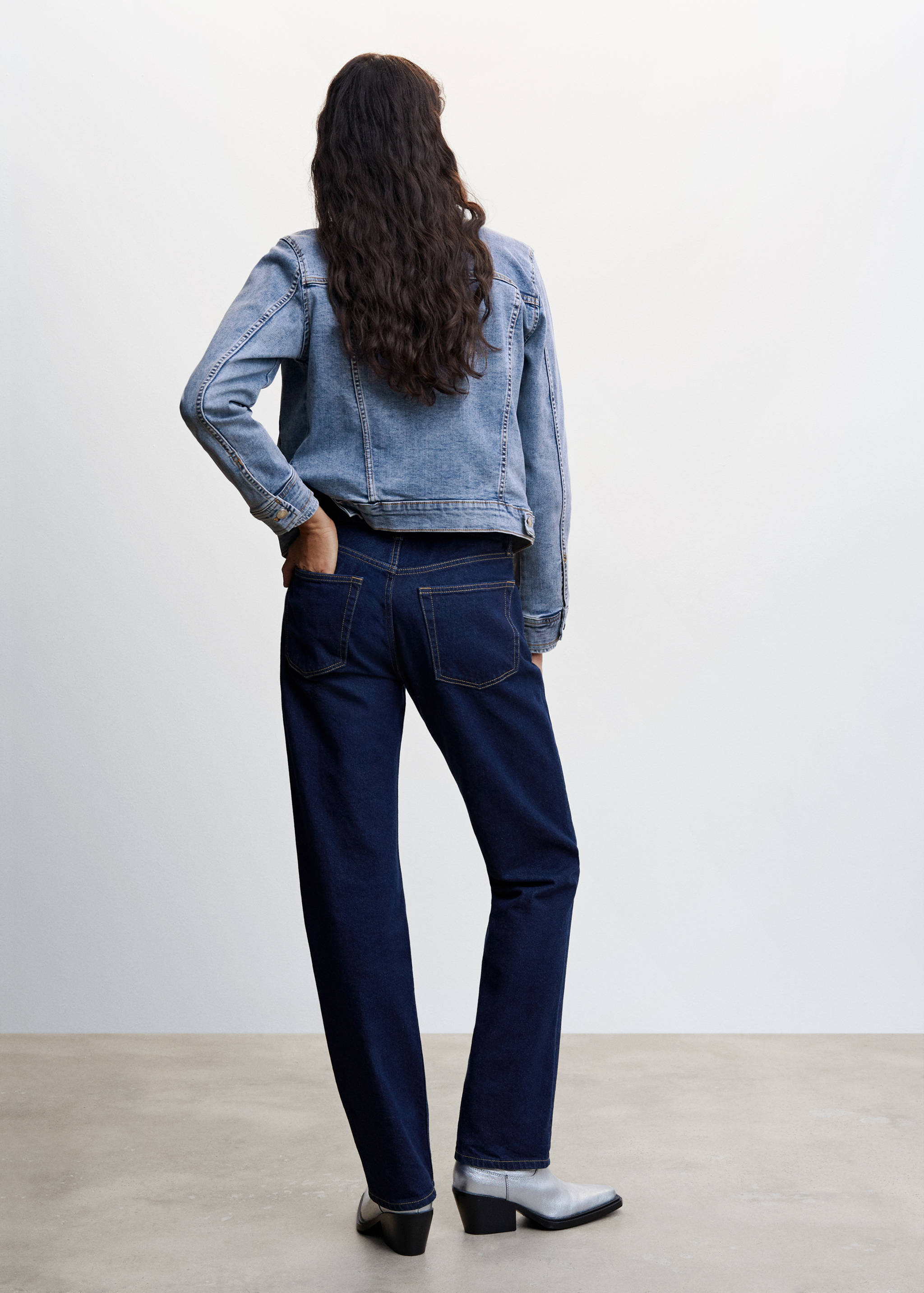 Džínová bunda s kapsami - Zadní strana zboží