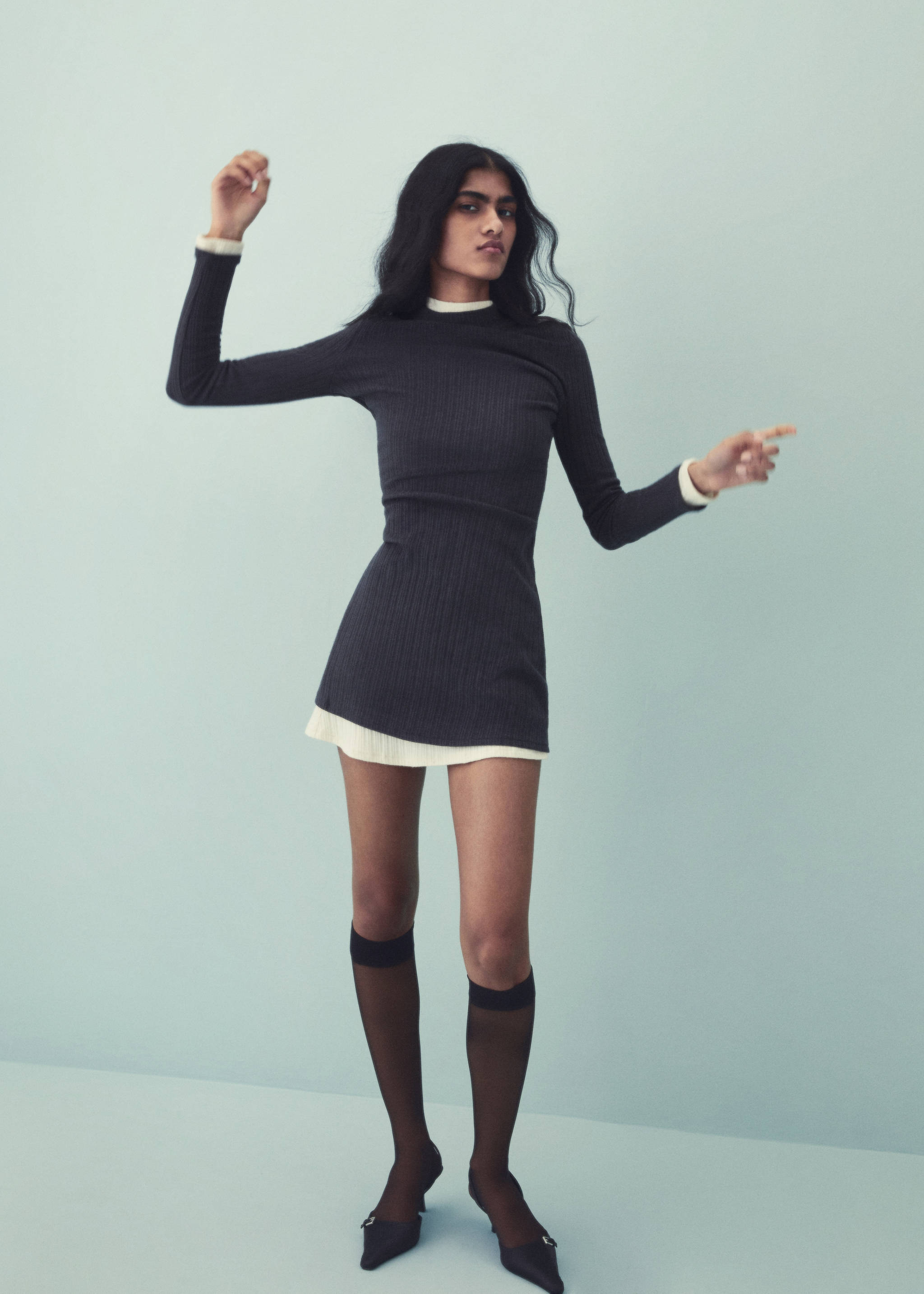 Short knitted dress - Details of the article 7