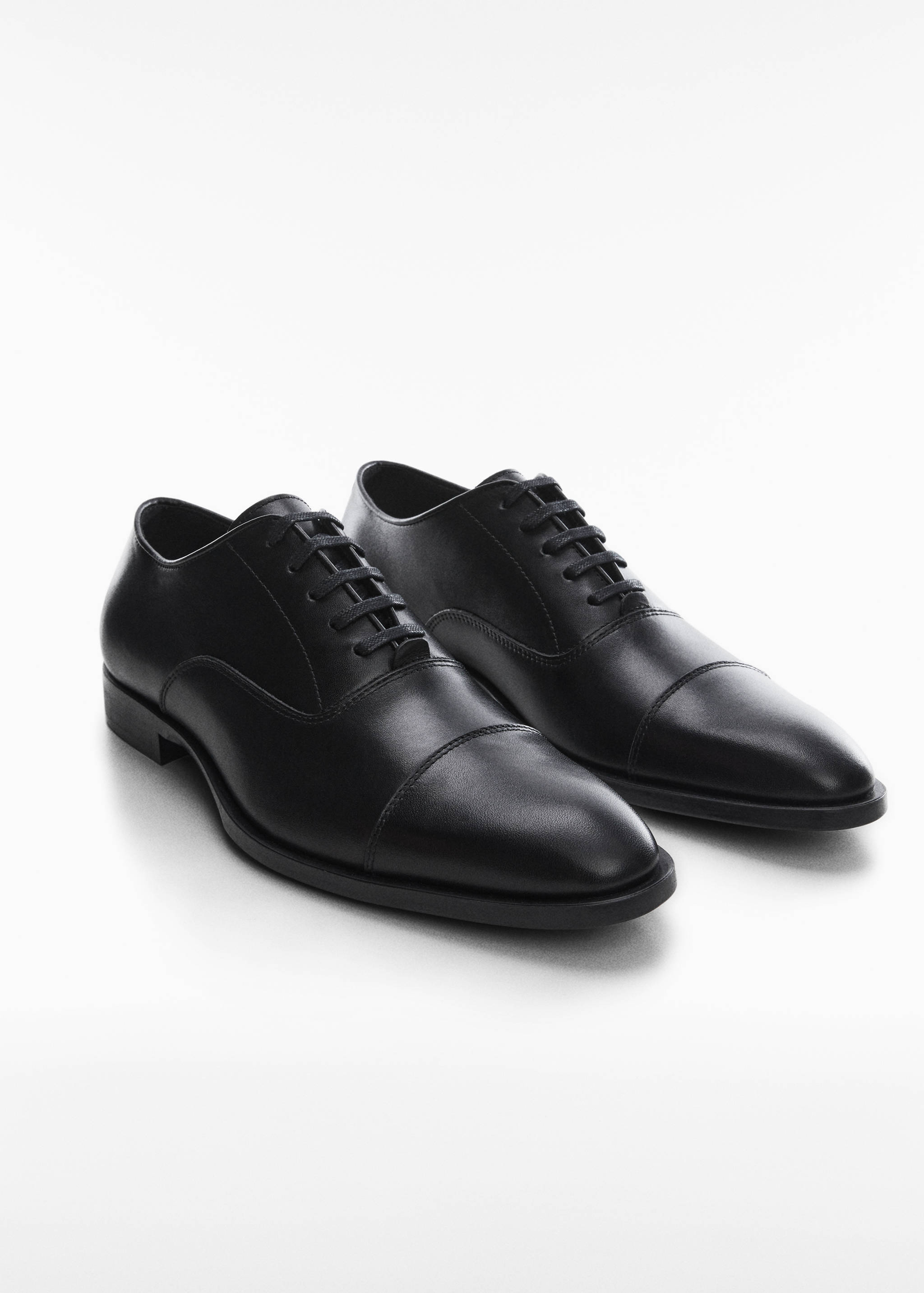 Anzugschuhe aus Leder - Mittlere Ansicht