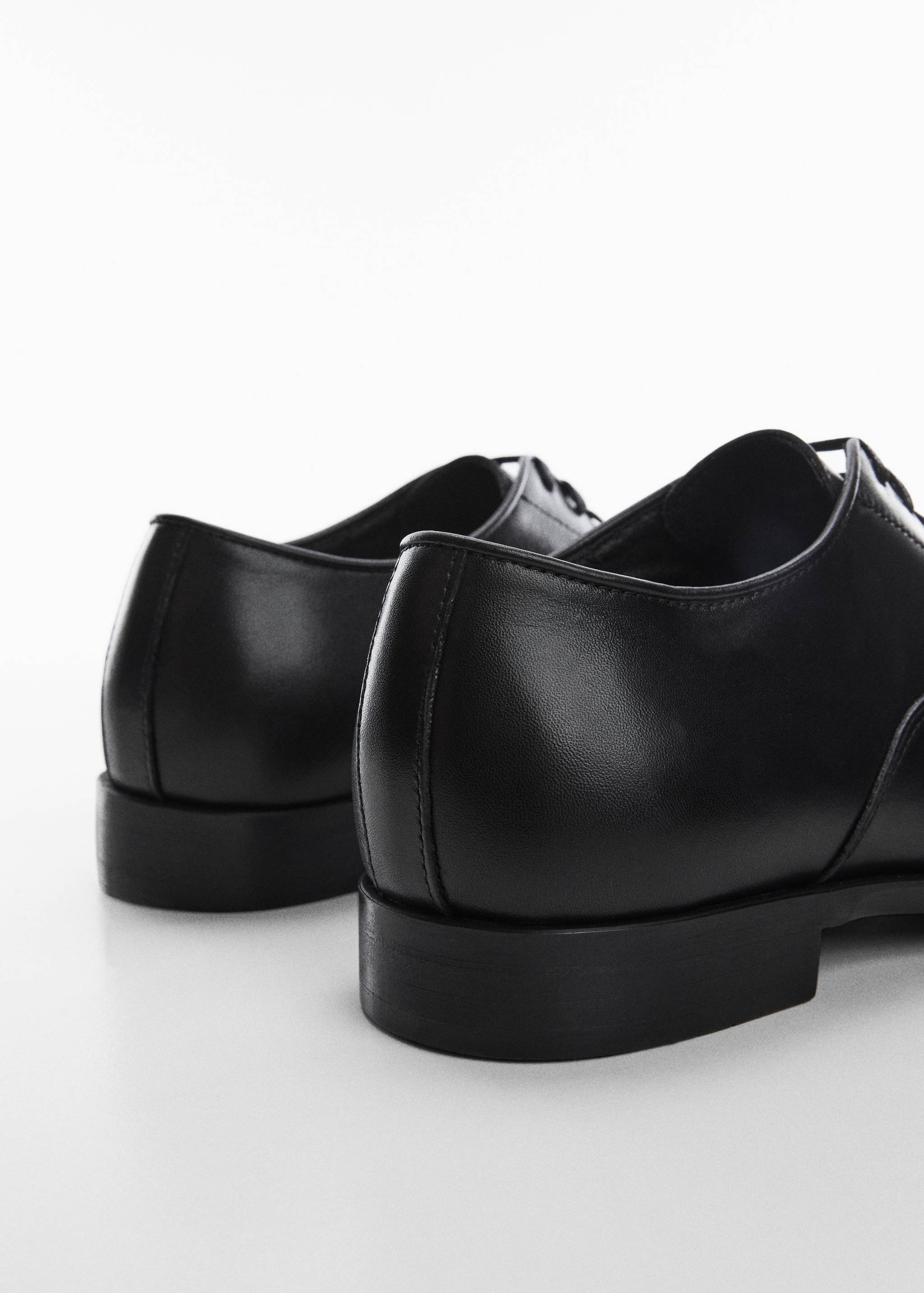 Anzugschuhe aus Leder - Detail des Artikels 2
