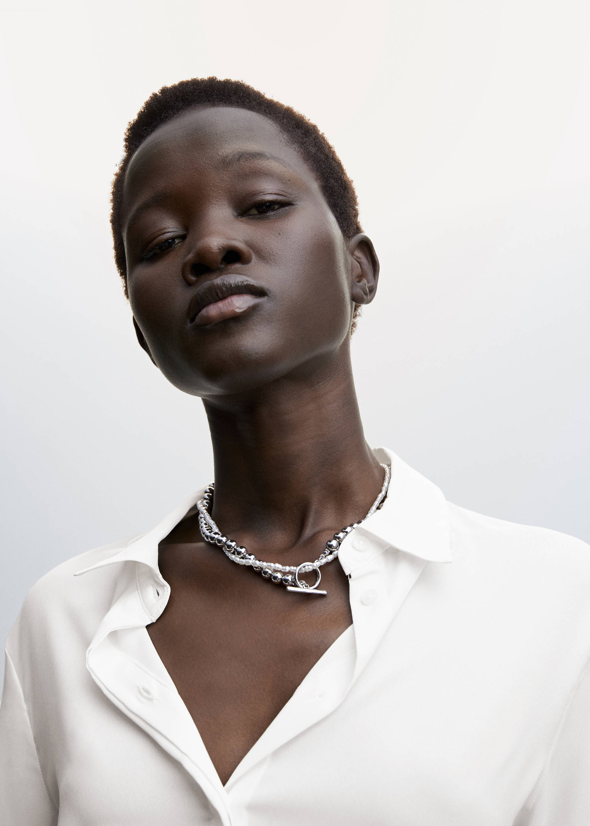 Buttoned flowy shirt - Details of the article 1