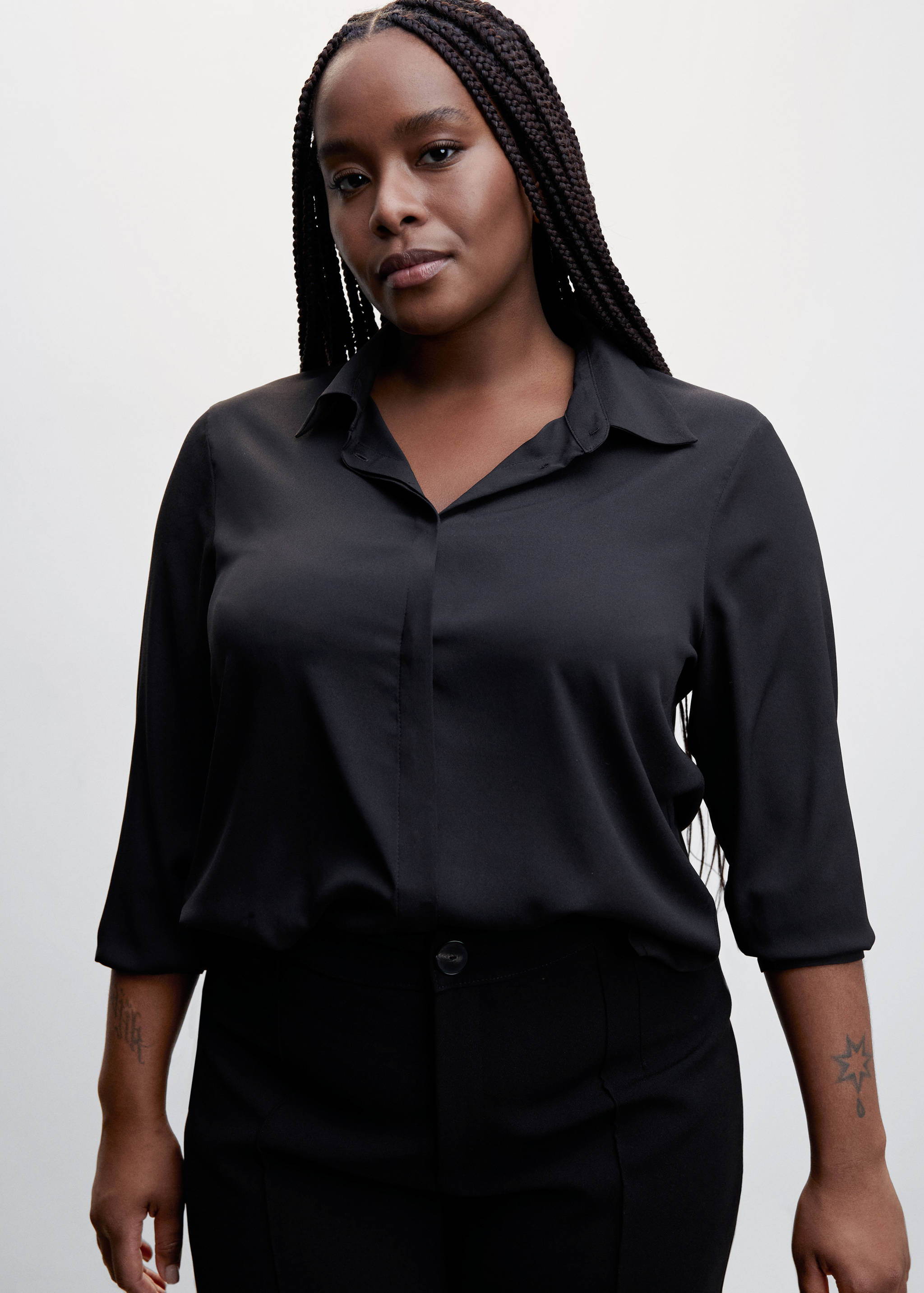 Buttoned flowy shirt - Details of the article 5