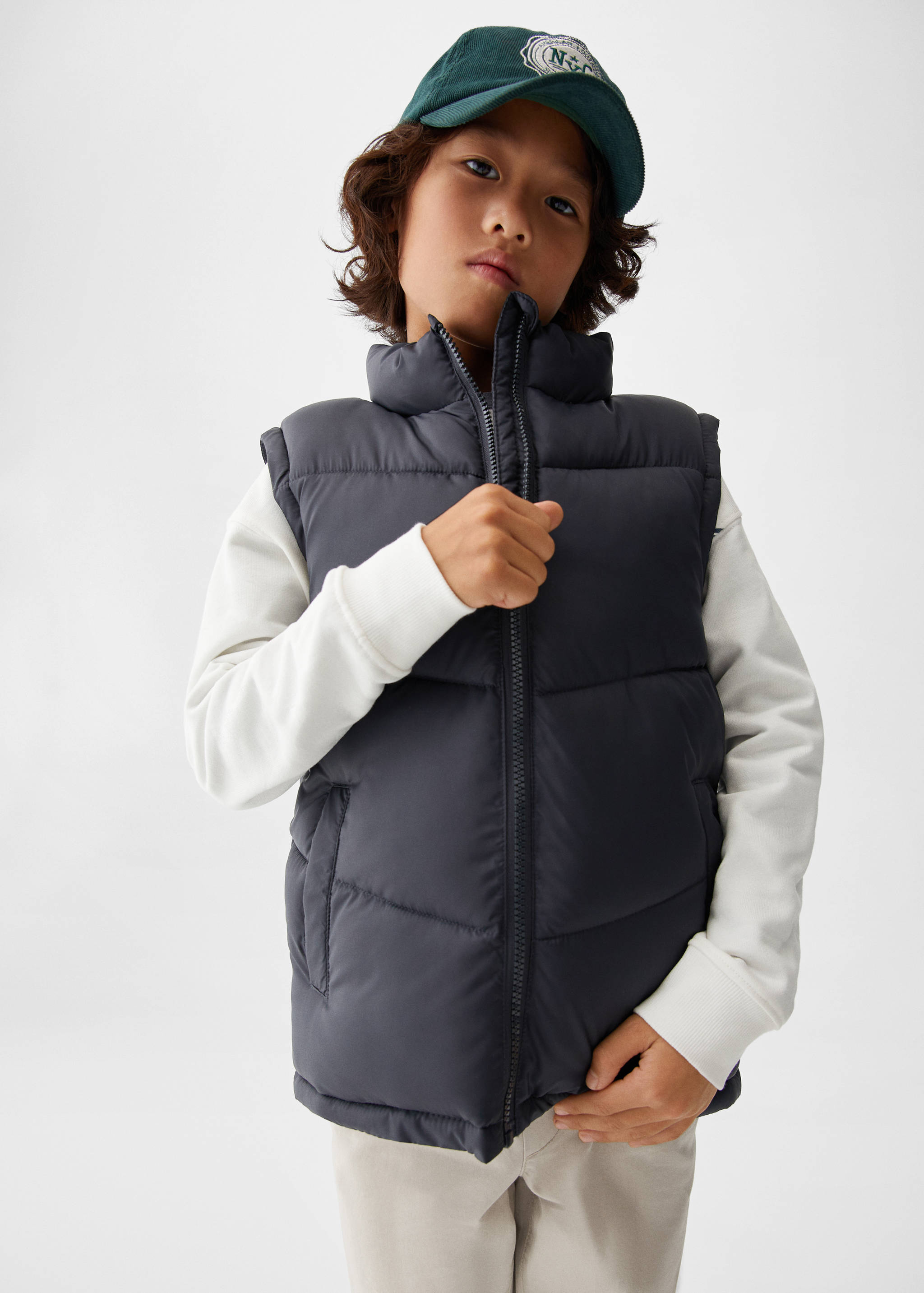 Gilet matelassé  - Plan moyen