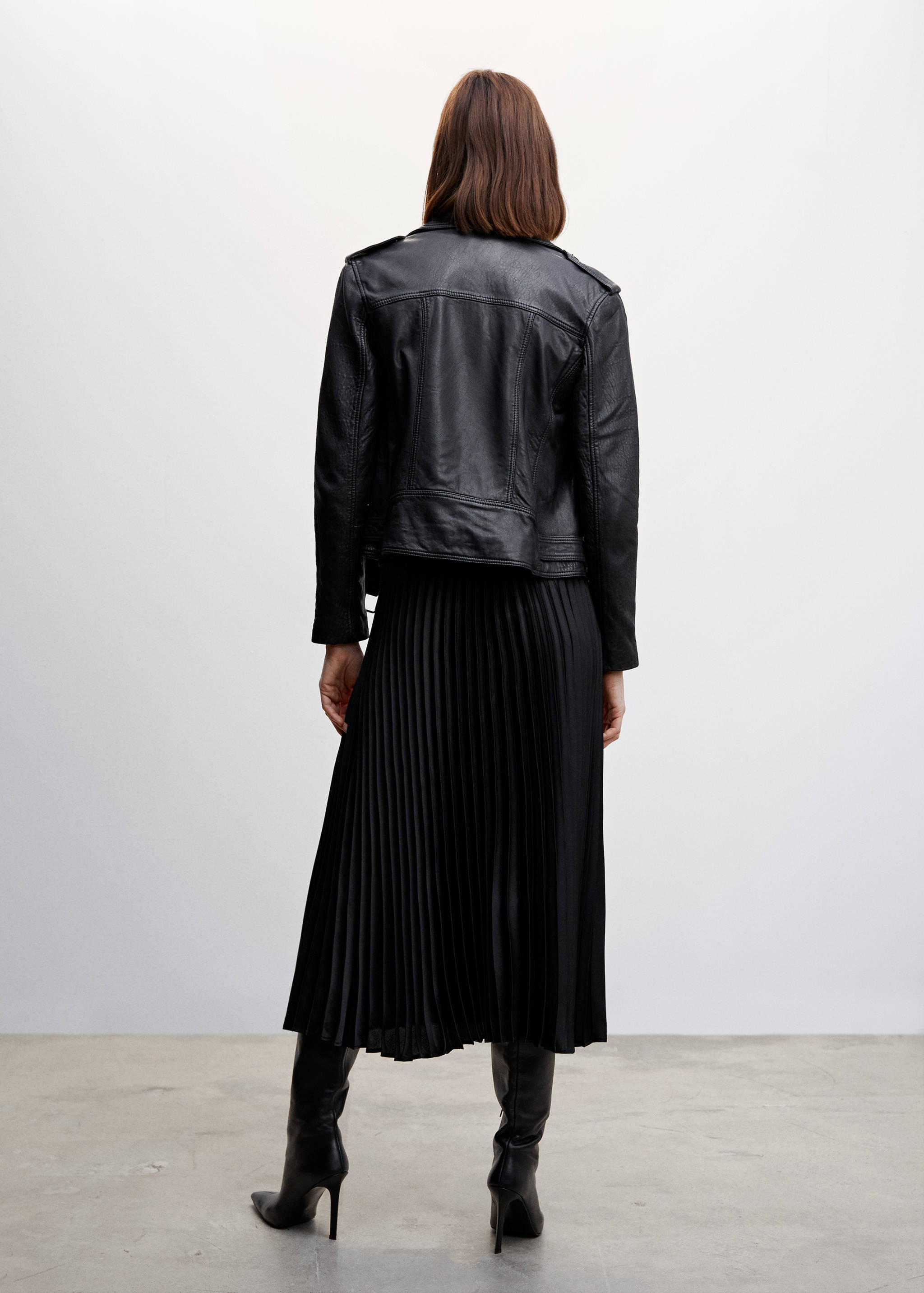 Satin pleated skirt - Reverse of the article