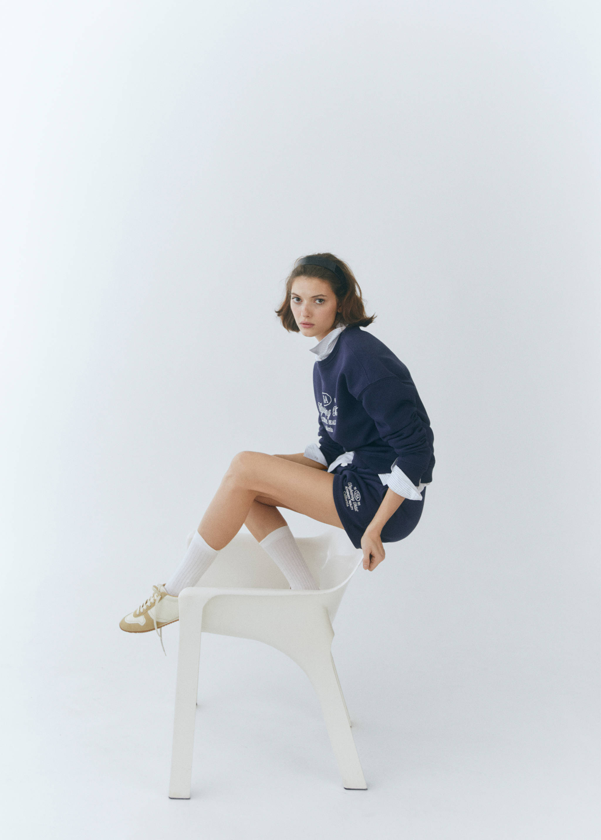 Mikina s vyšitým nápisem - Detail zboží 7