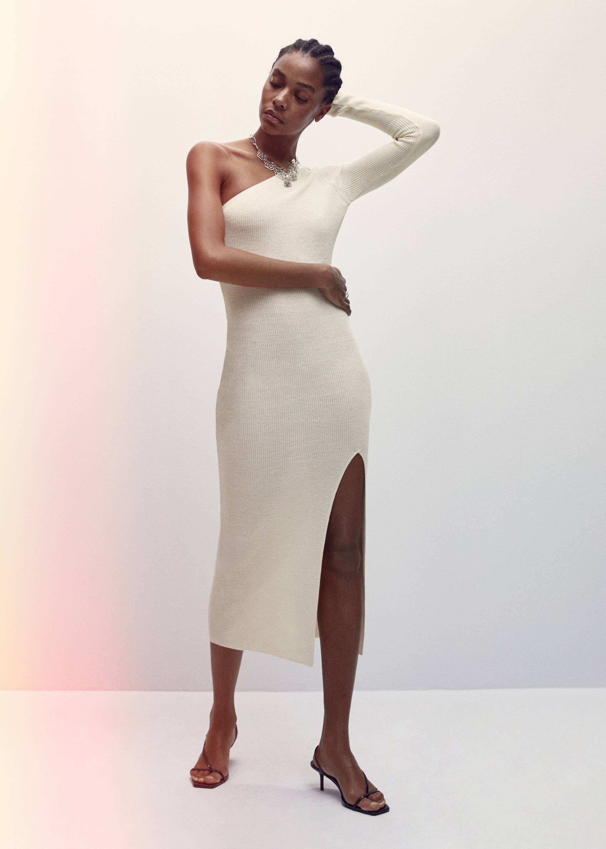 Sandália tiras salto - Plano geral