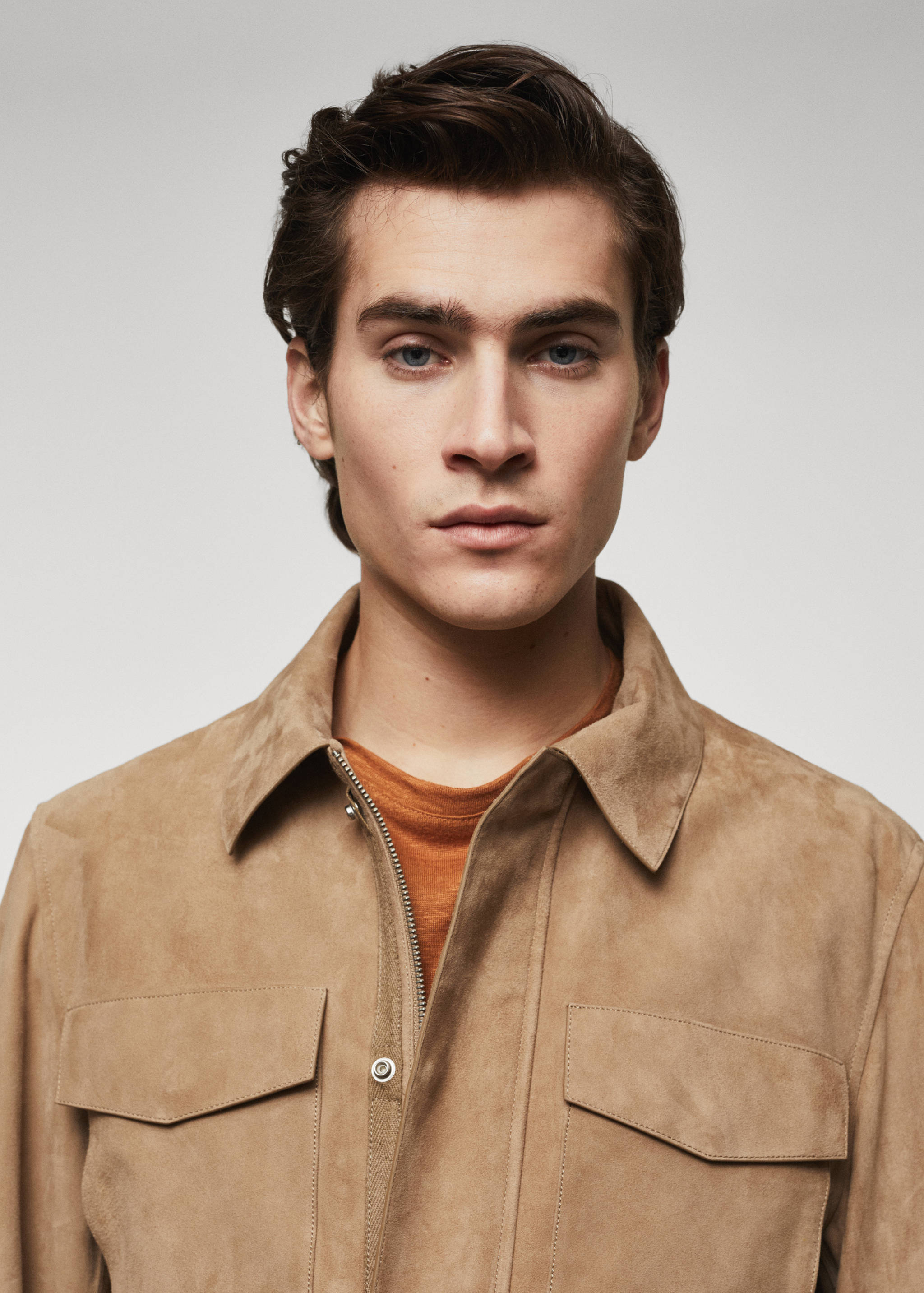 Flap-pocket suede jacket - Details of the article 1