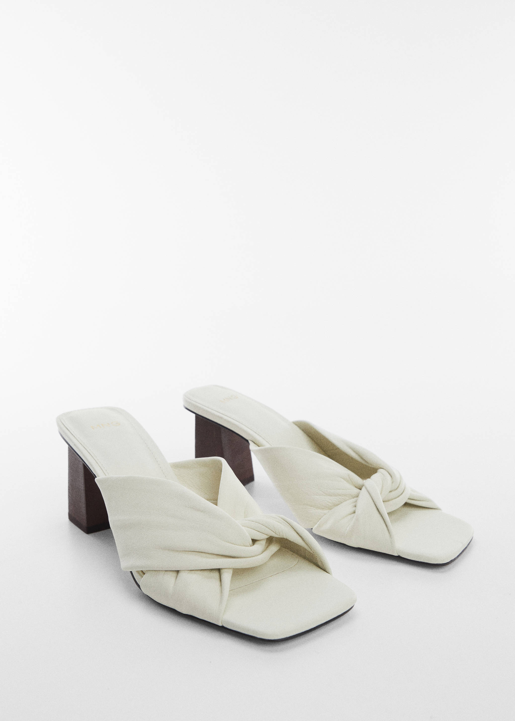 Leather wrap sandals - Medium plane