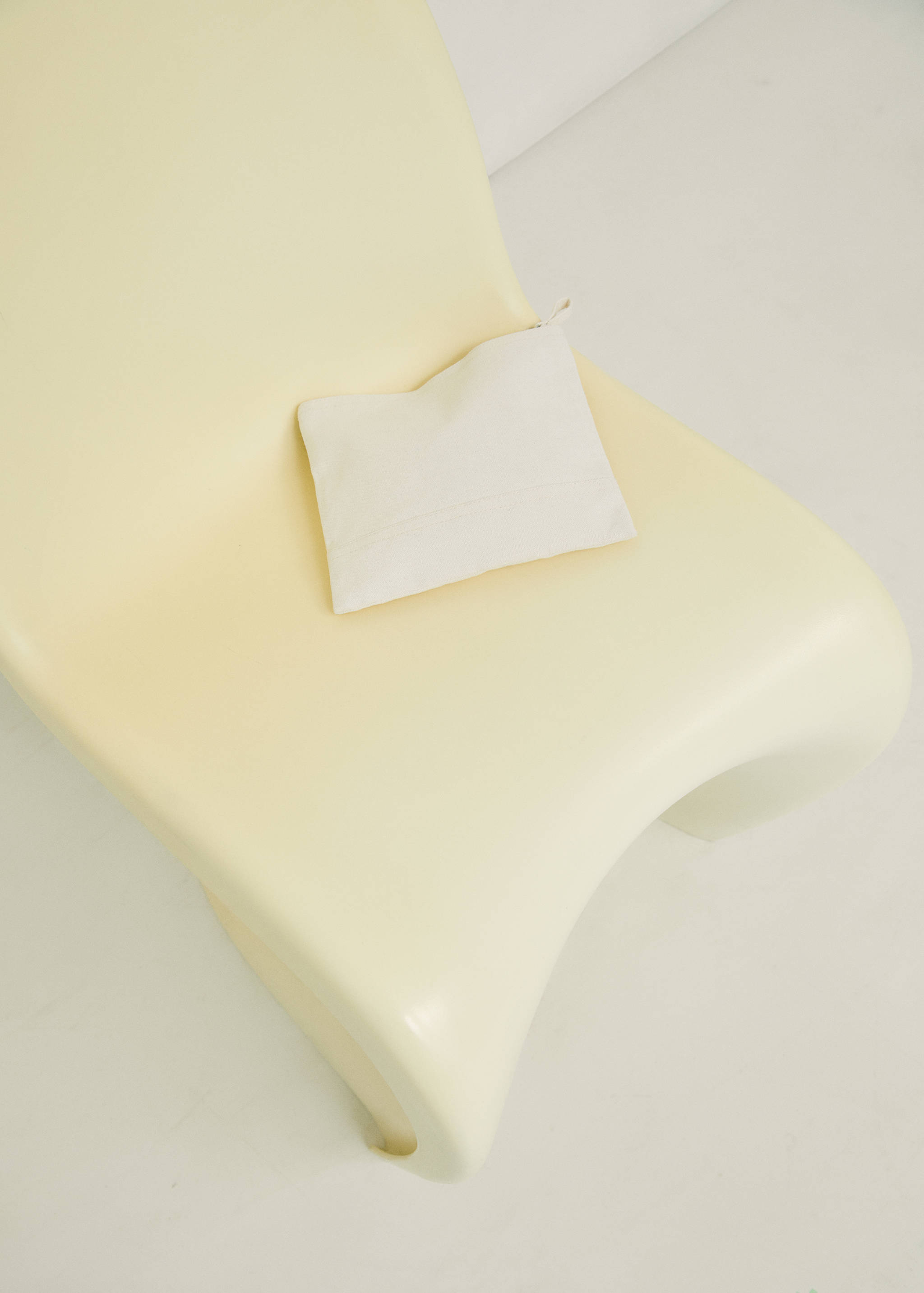 Cosmetics bag with zip - Details of the article 7