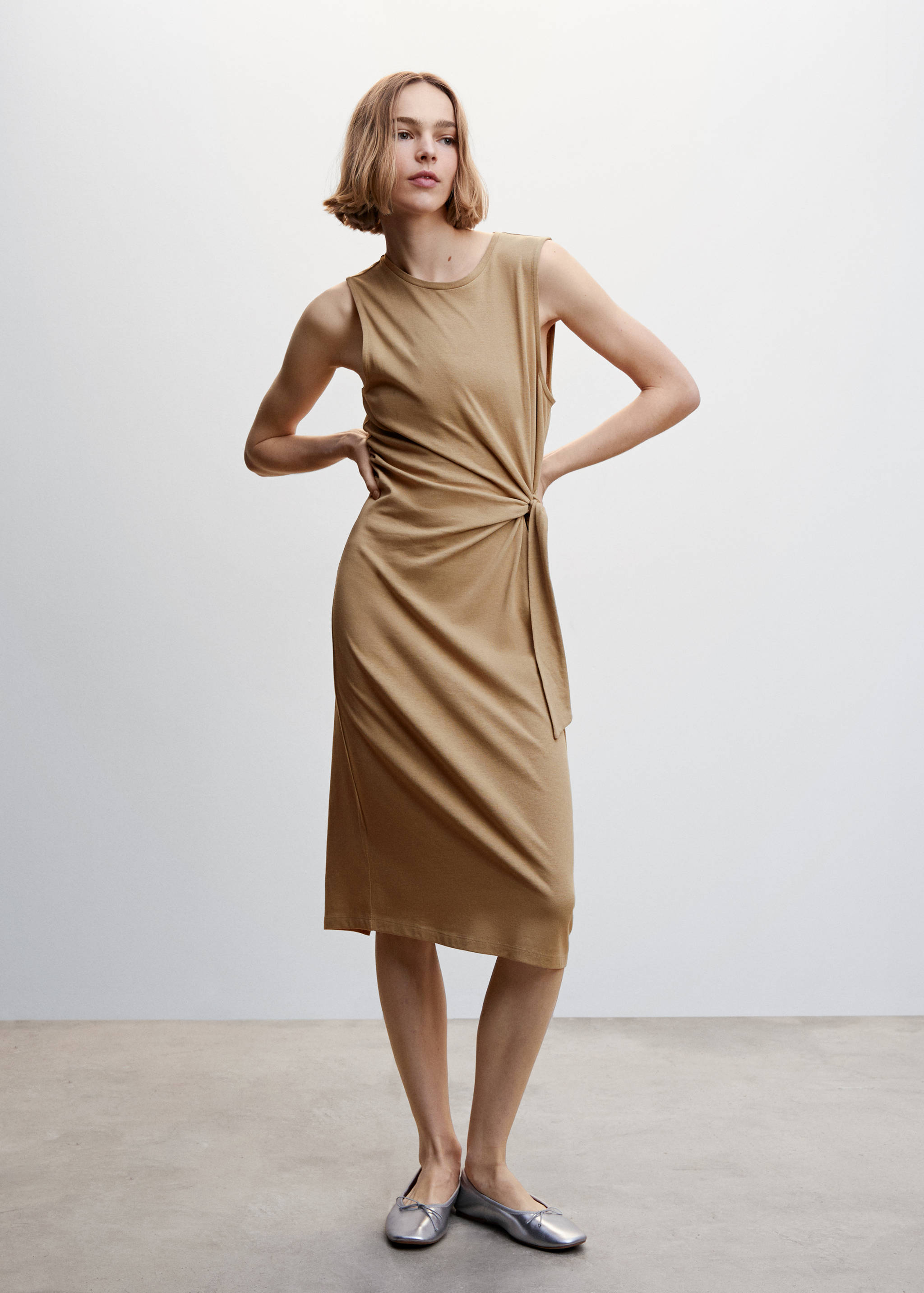 Bow cut-out detail dress - General plane