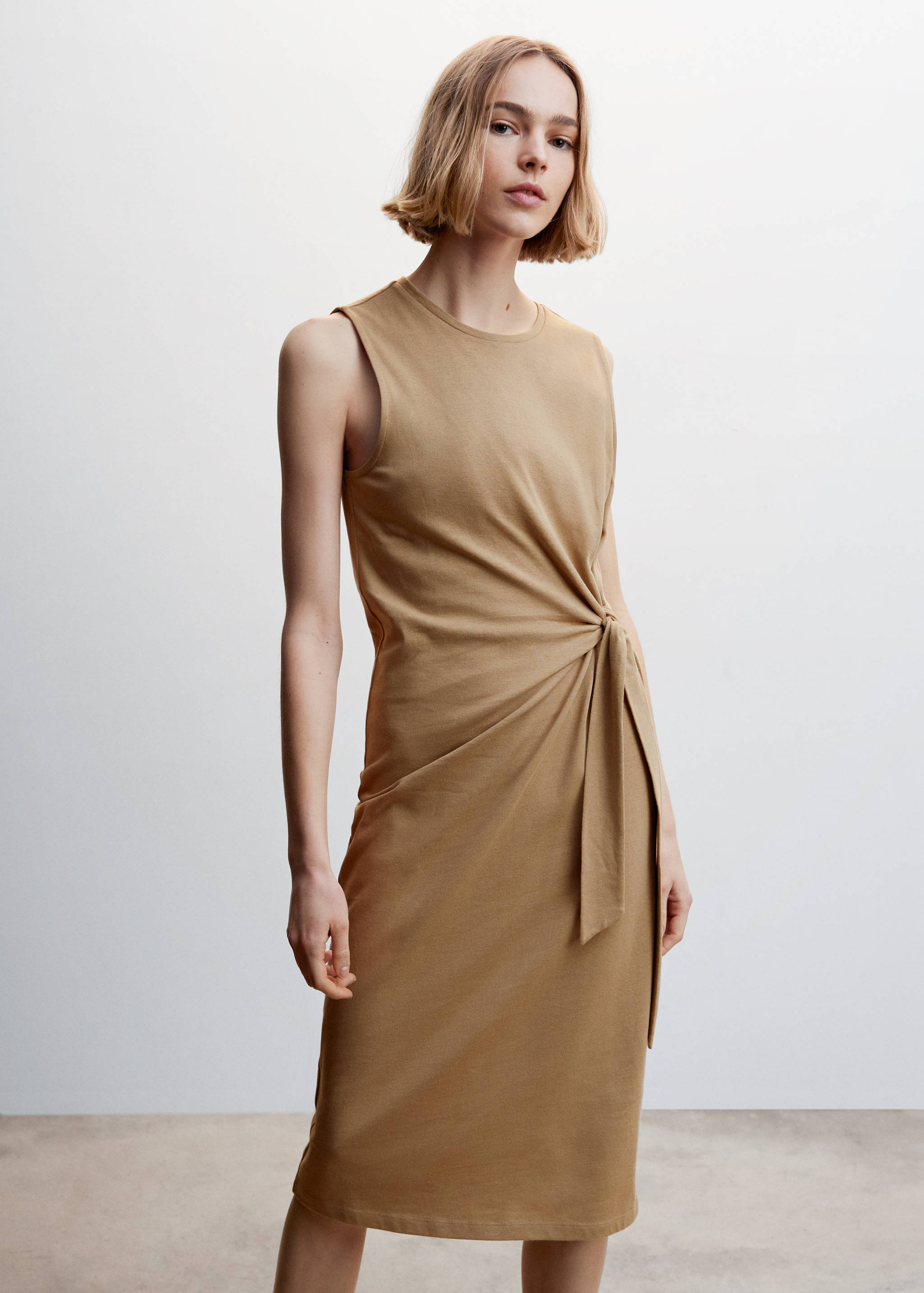 Bow cut-out detail dress - Medium plane