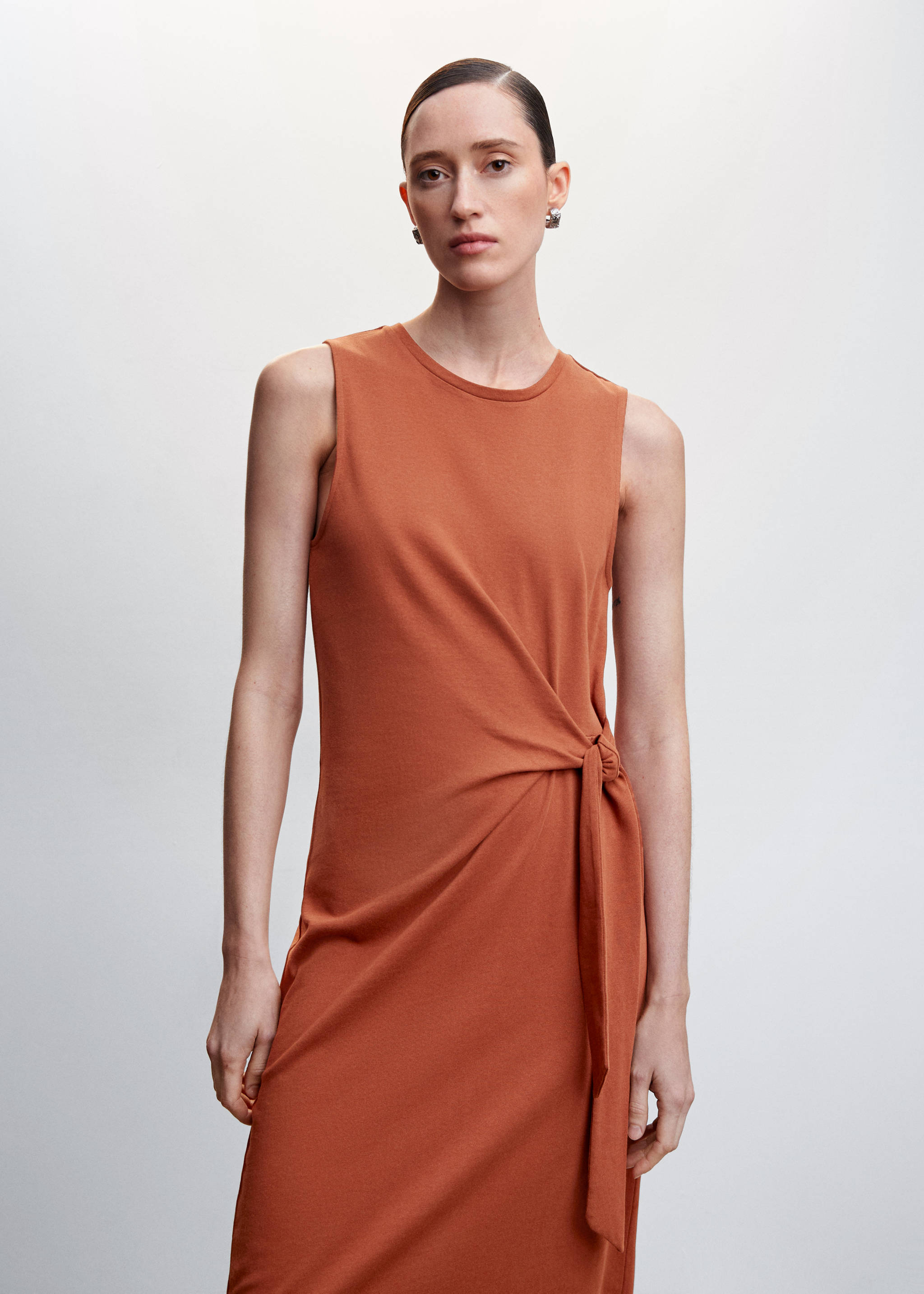 Bow cut-out detail dress - Medium plane