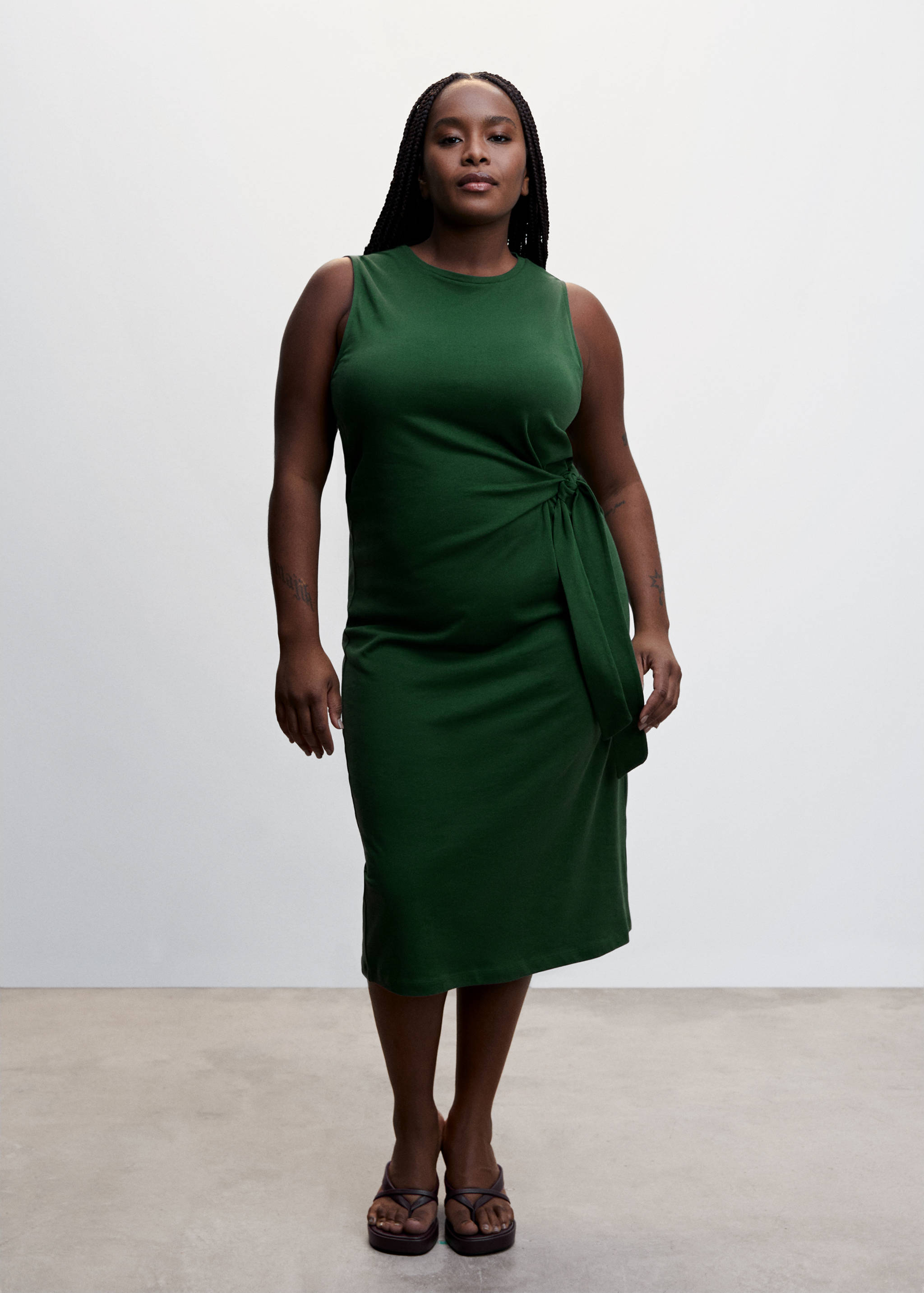 Bow cut-out detail dress - Details of the article 3