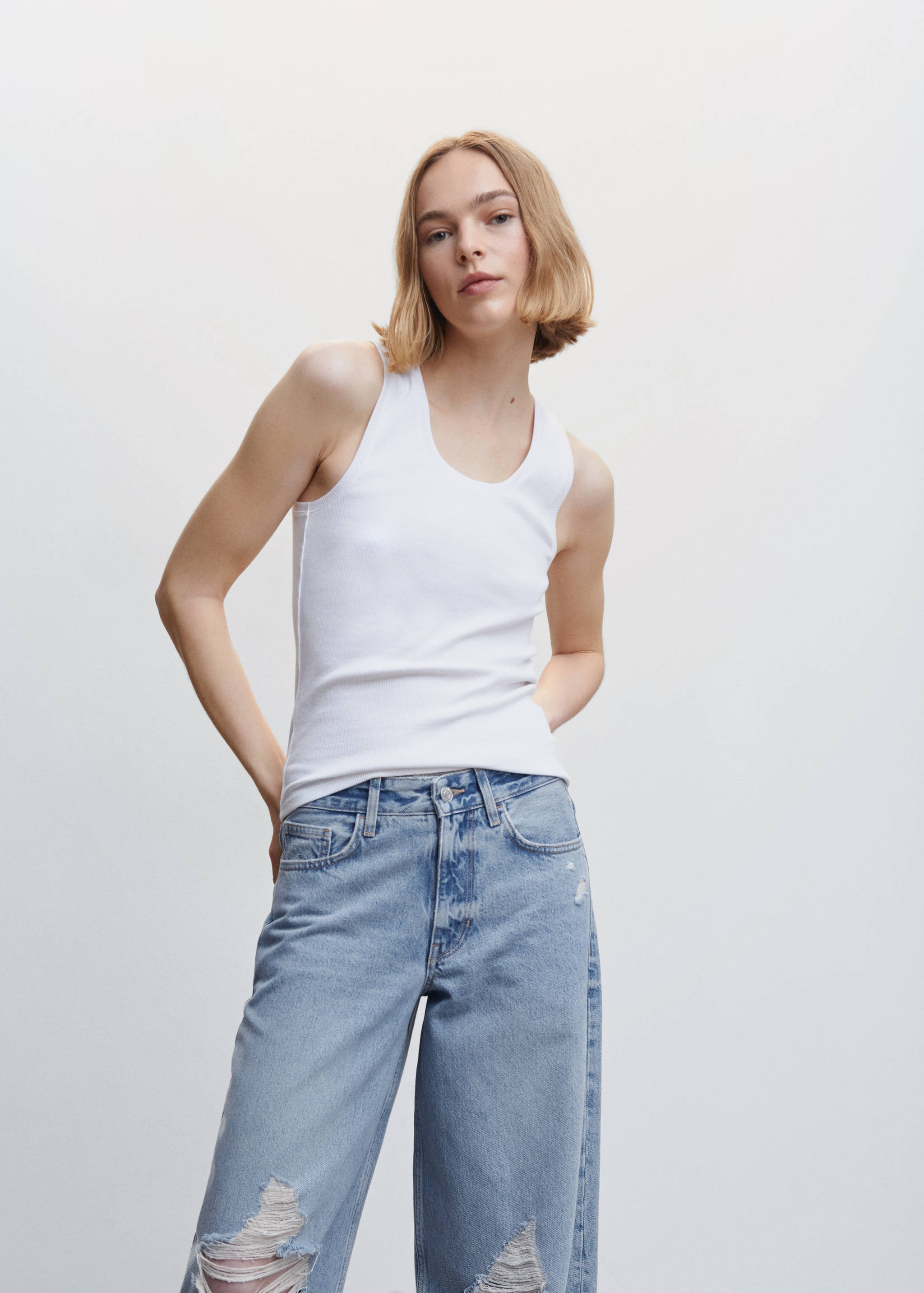 Decorative ripped wideleg jeans - Details of the article 1