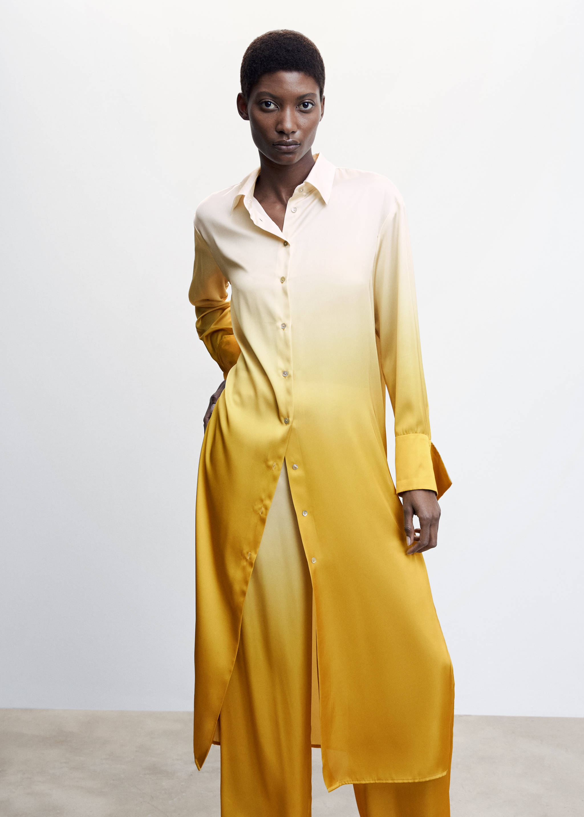 Satinierte Hose mit Farbverlauf - Detail des Artikels 1