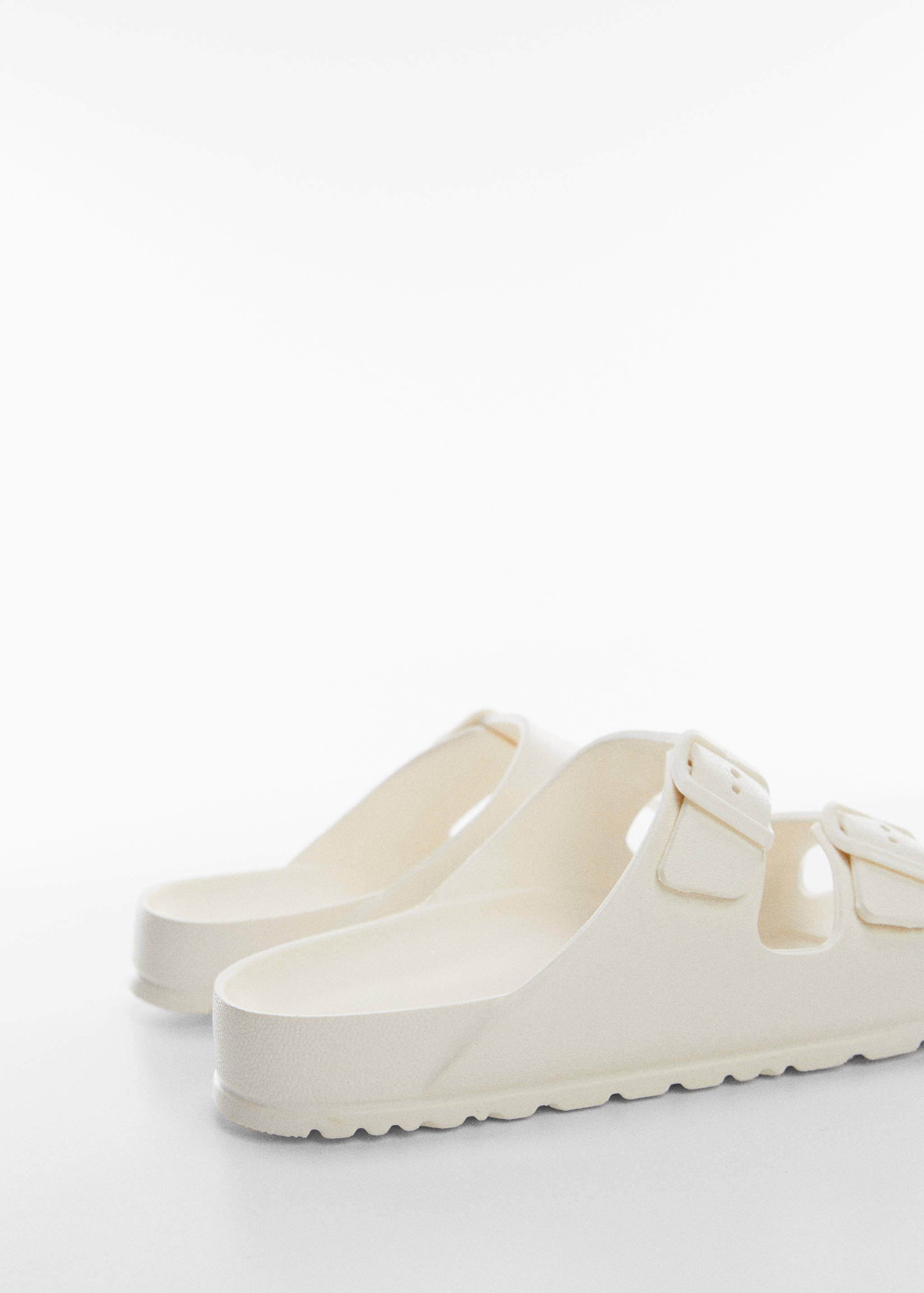 Flip flops buckles - Details of the article 2