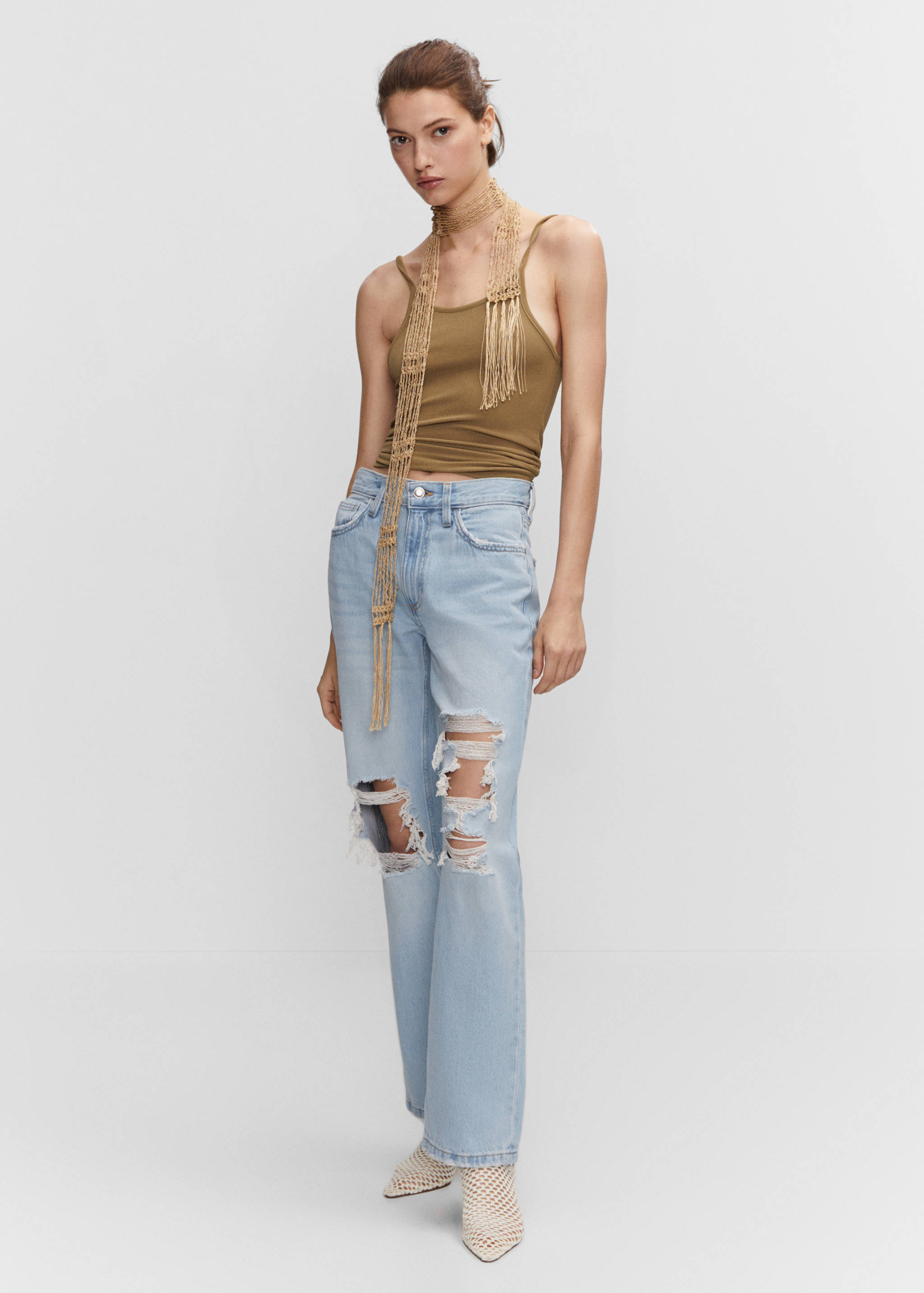 Gerade Jeans mit Zierrissen - Allgemeine Ansicht