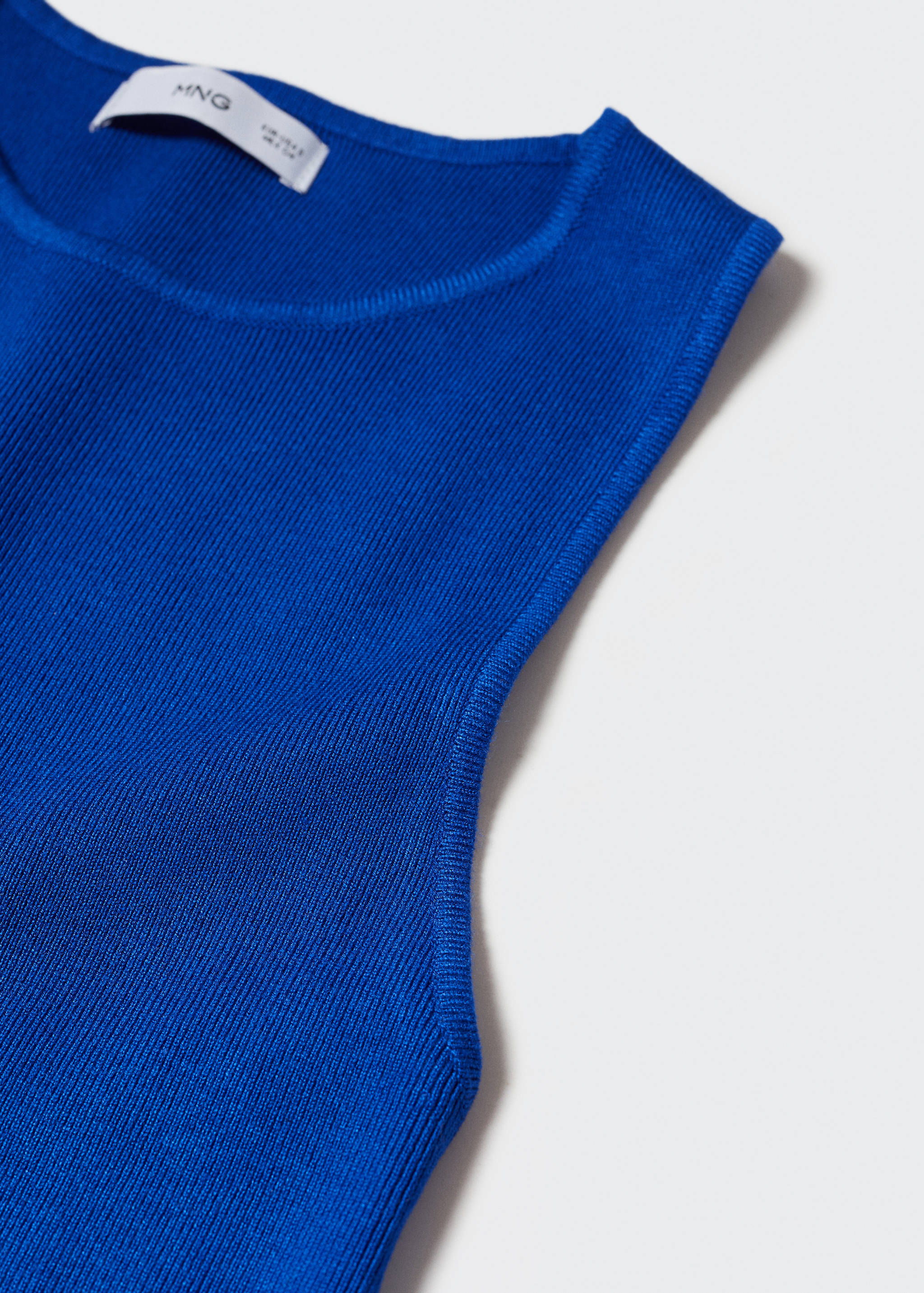 Top punt tirants amples - Detall de l'article 8