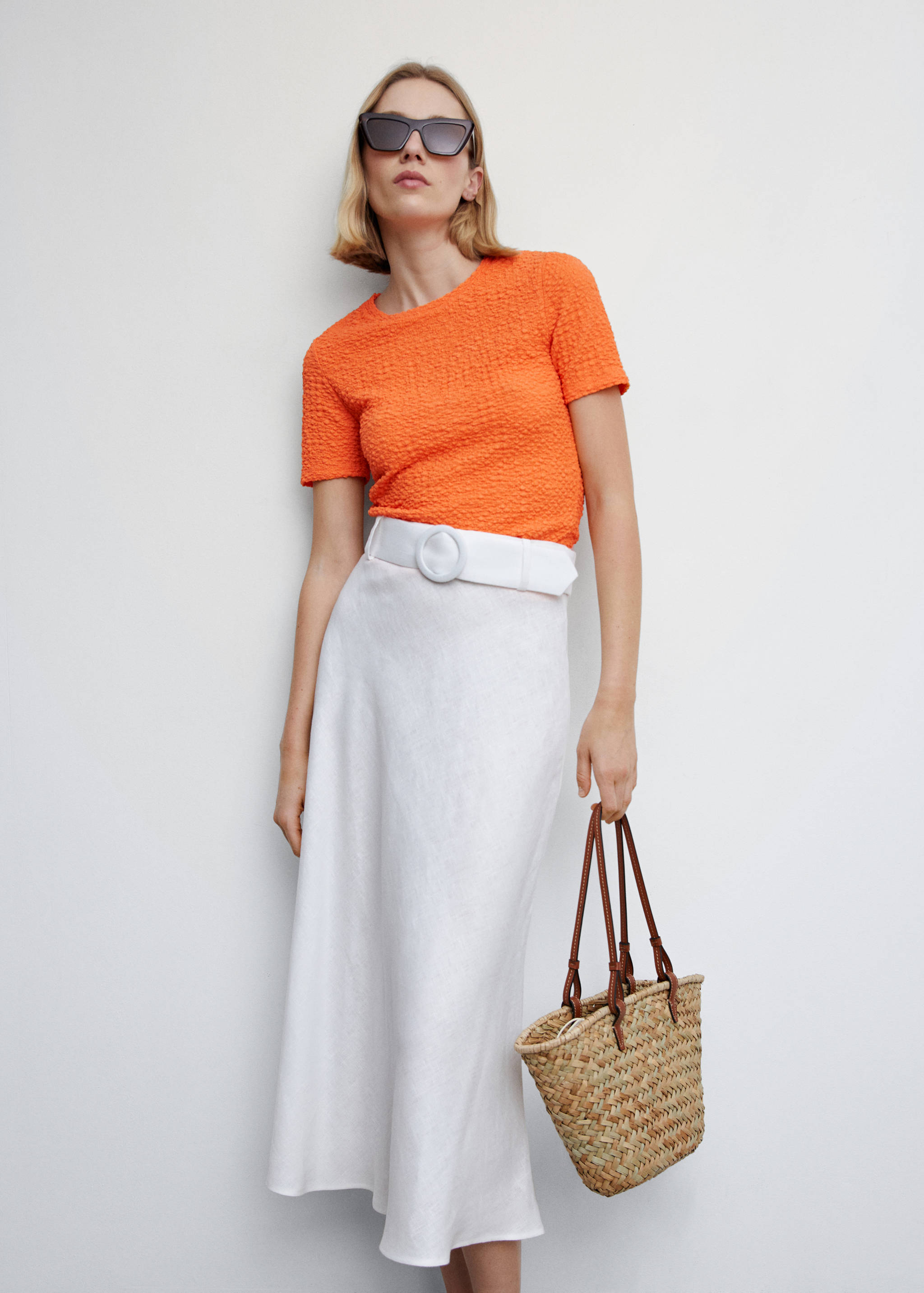 Textured t-shirt - Details of the article 2