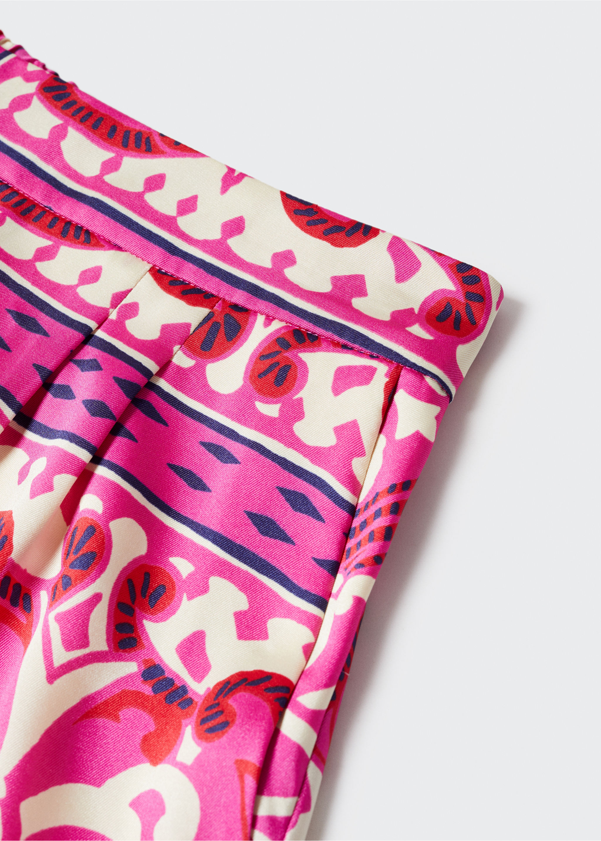 Satinierte Shorts mit Motiv - Detail des Artikels 8