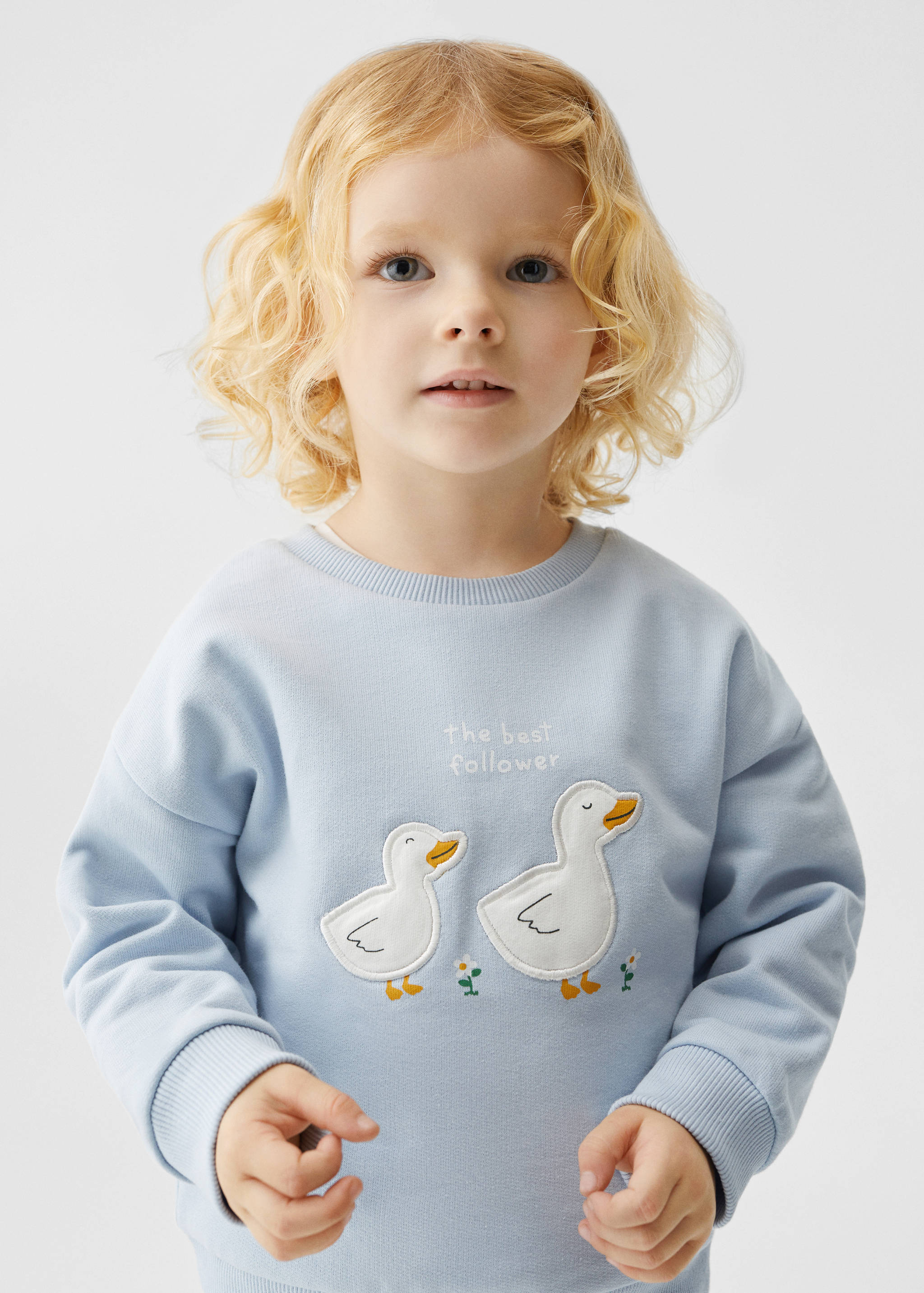 Embroidered drawing sweatshirt - Details of the article 1