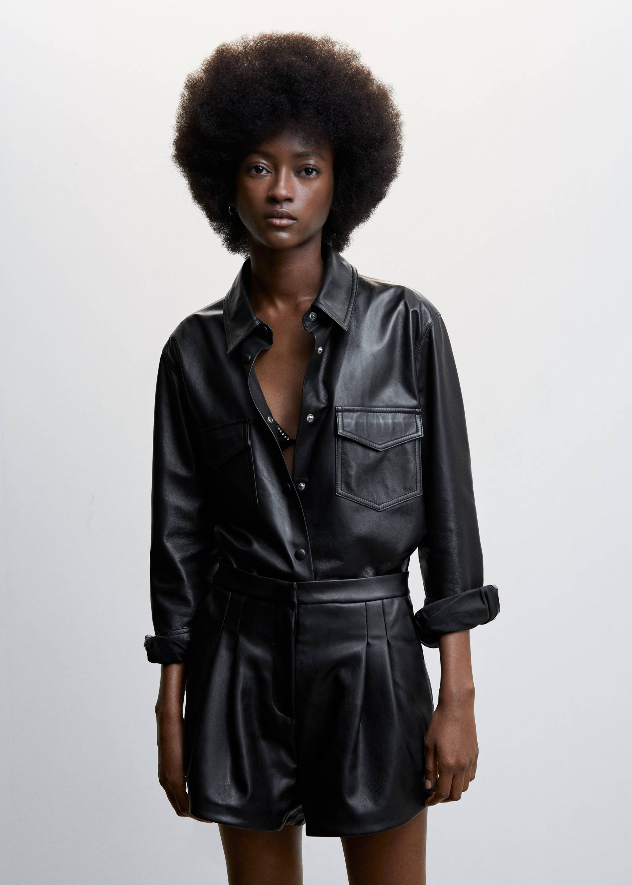 Short pinces similicuir - Plan moyen