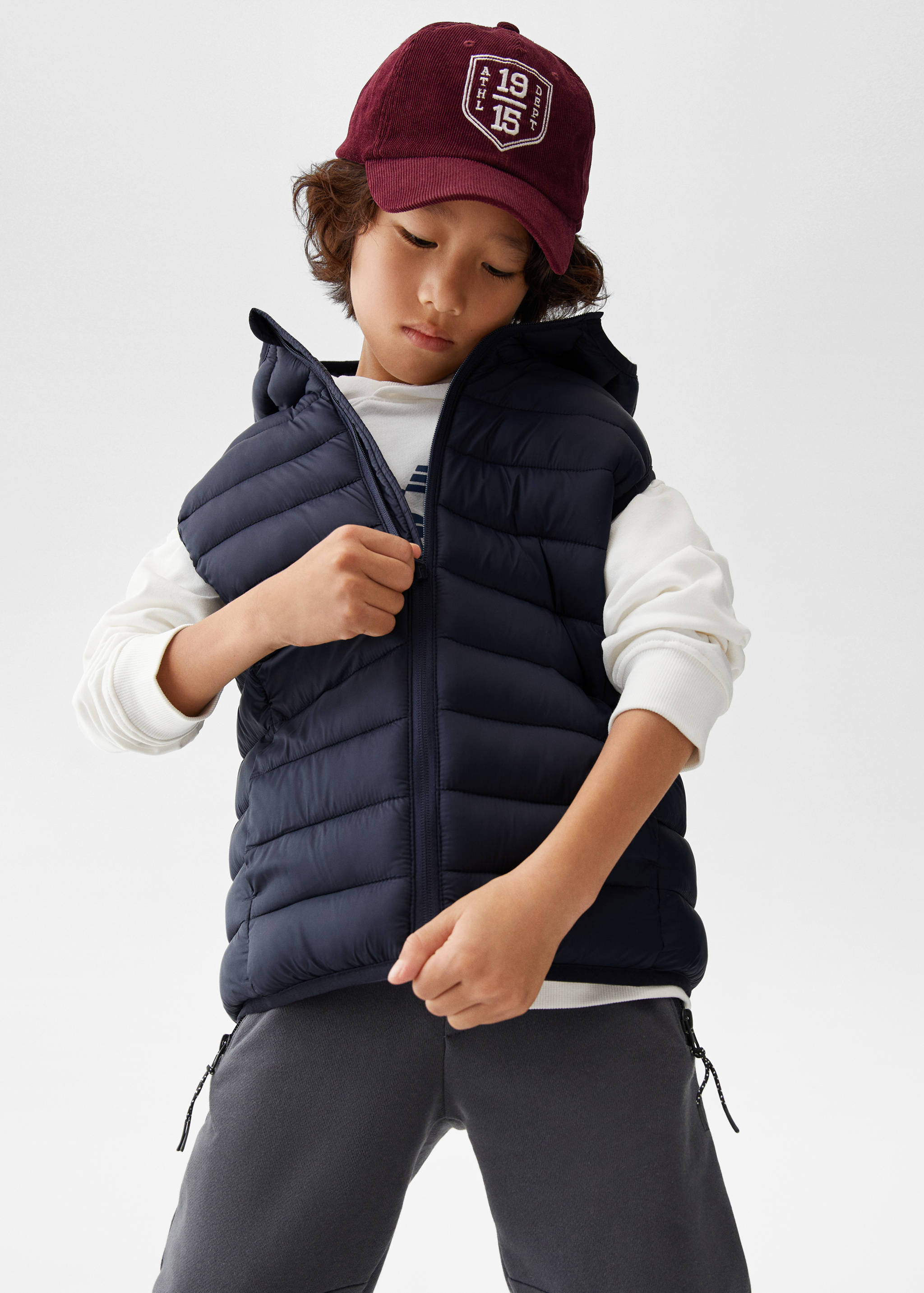 Quilted gilet with hood - Medium plane