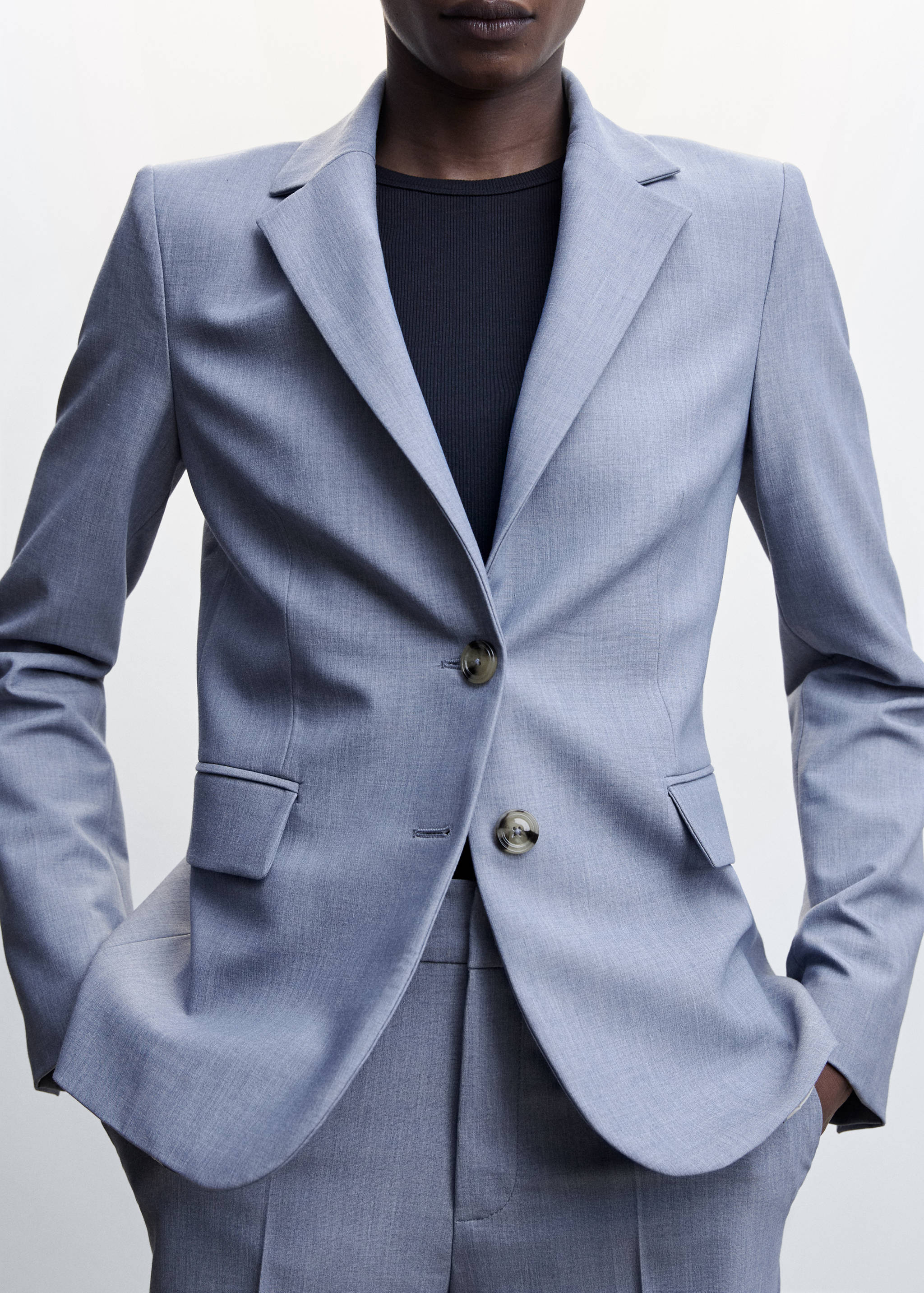 Peak lapel suit blazer - Details of the article 2