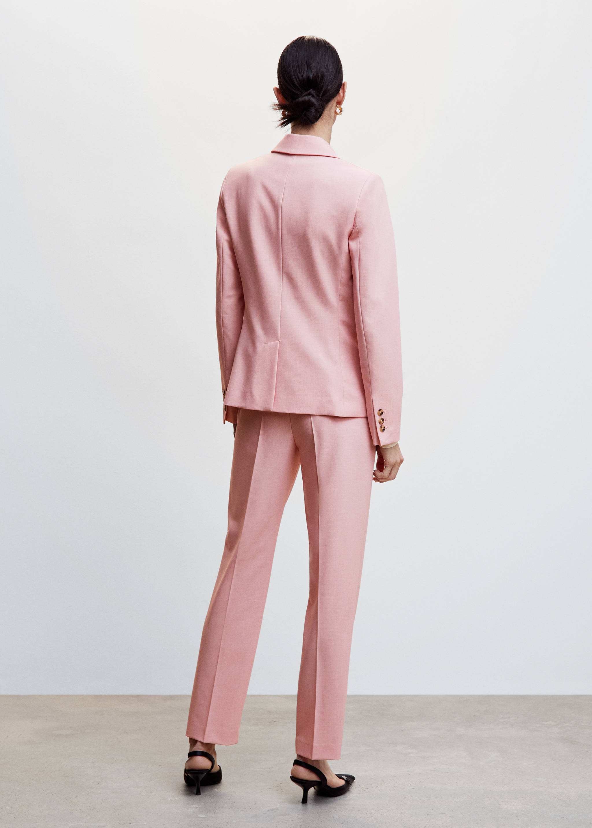 Peak lapel suit blazer - Reverse of the article