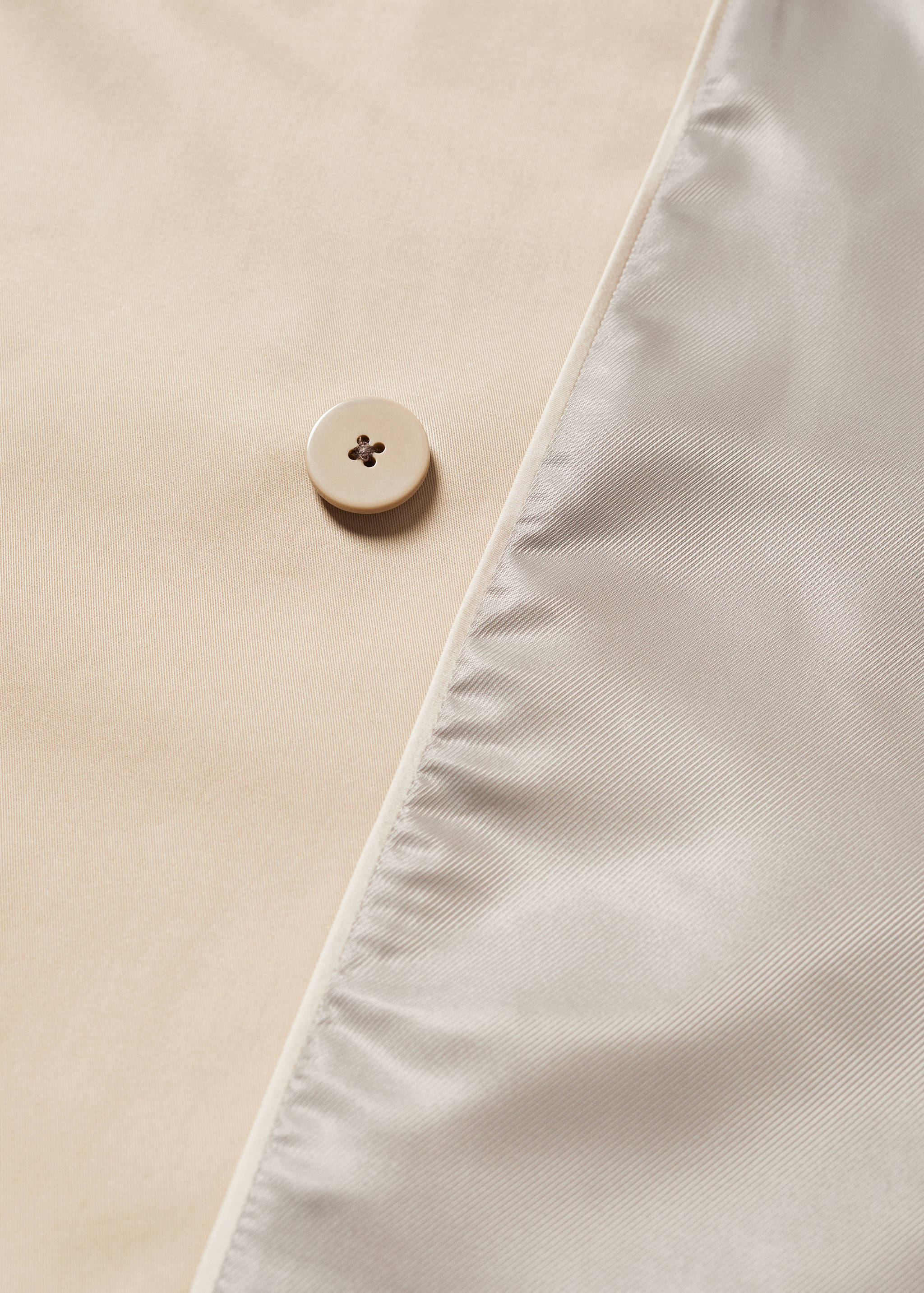 Double-breasted trench coat - Details of the article 0