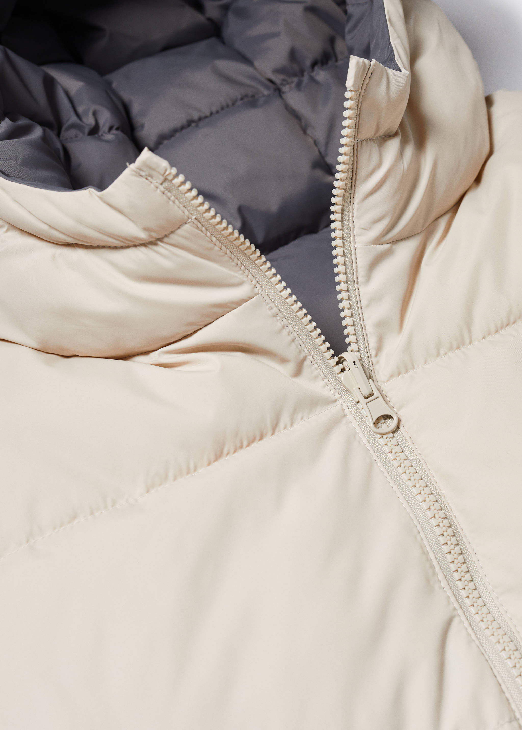 Quilted gilet - Details of the article 8