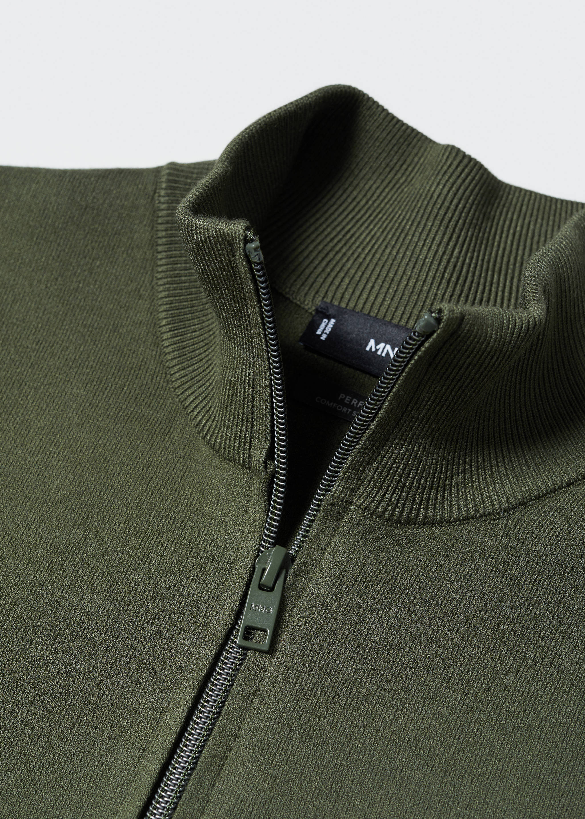Perkins-neck cardigan with zip - Details of the article 8