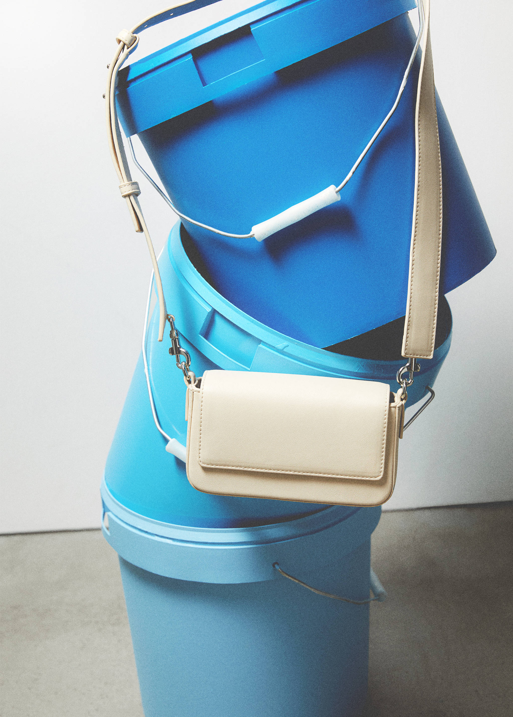 Kleine Umhängetasche - Detail des Artikels 7