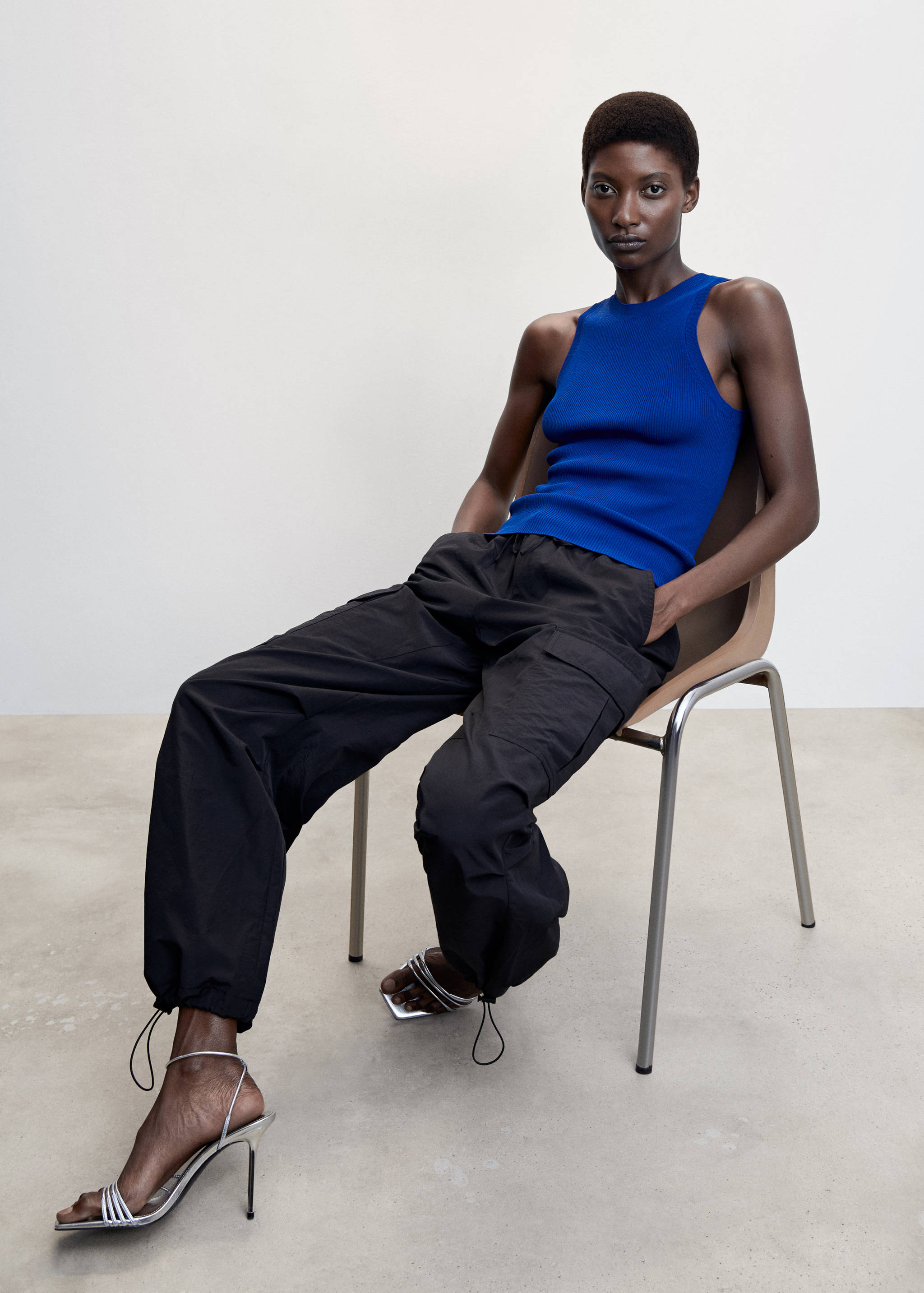 Stricktop mit breiten Trägern - Detail des Artikels 2