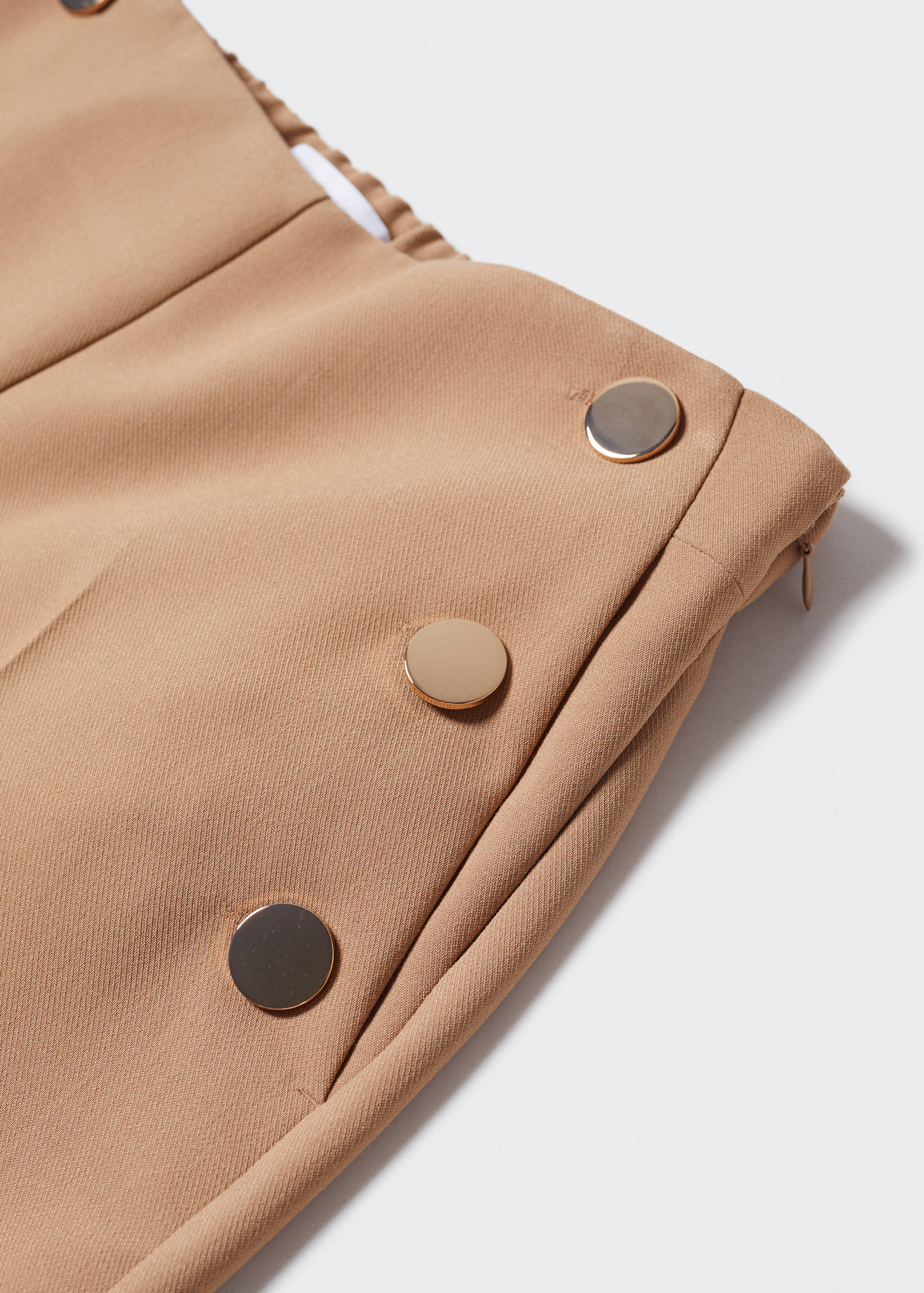 Cropped button trousers - Details of the article 8