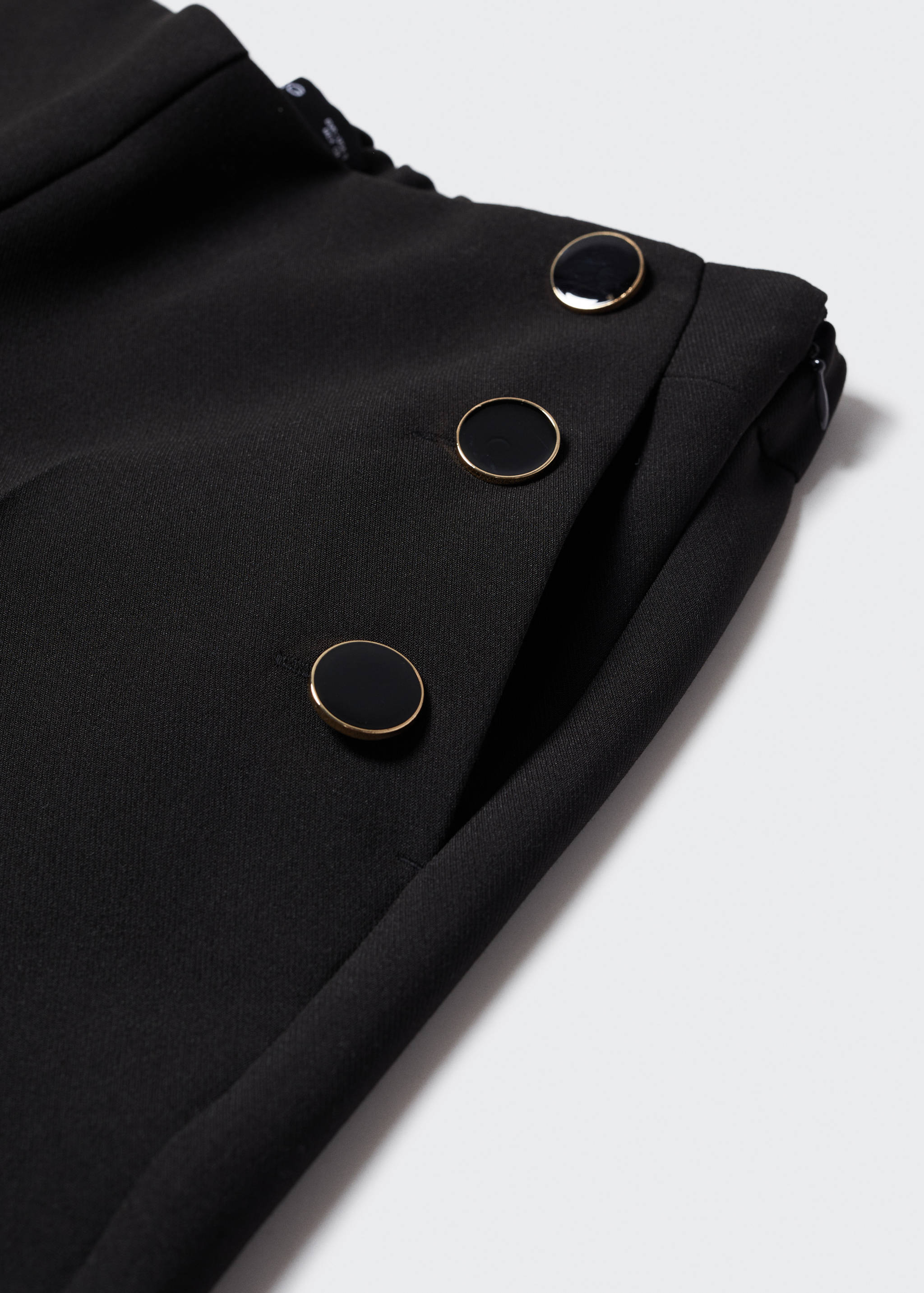 Cropped button trousers - Details of the article 8